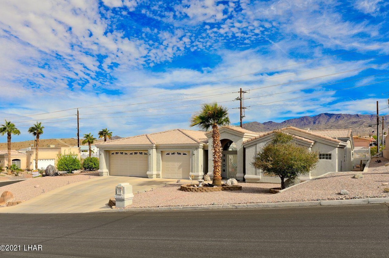 1270 Palmas Dr, Lake Havasu City, AZ 86404