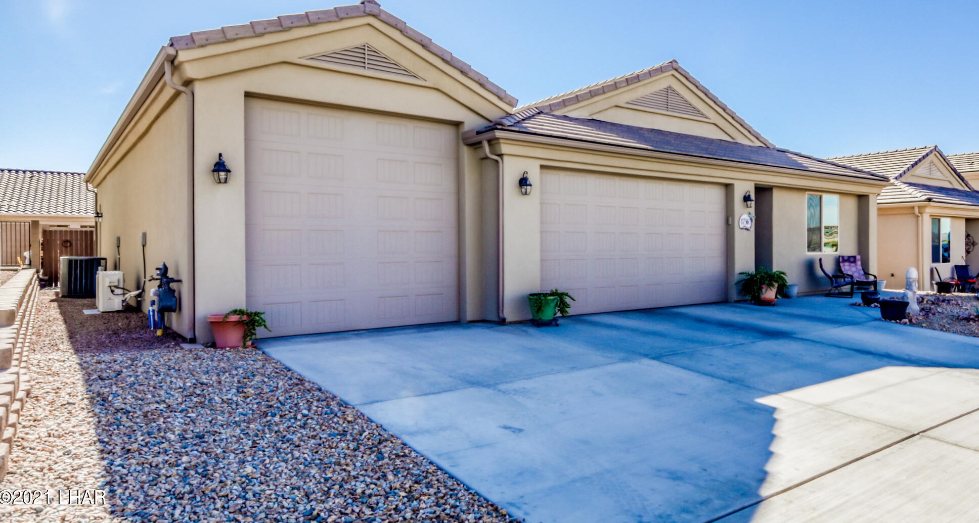 1736 Chestnut Blvd, Lake Havasu City AZ  86404-8409 exterior