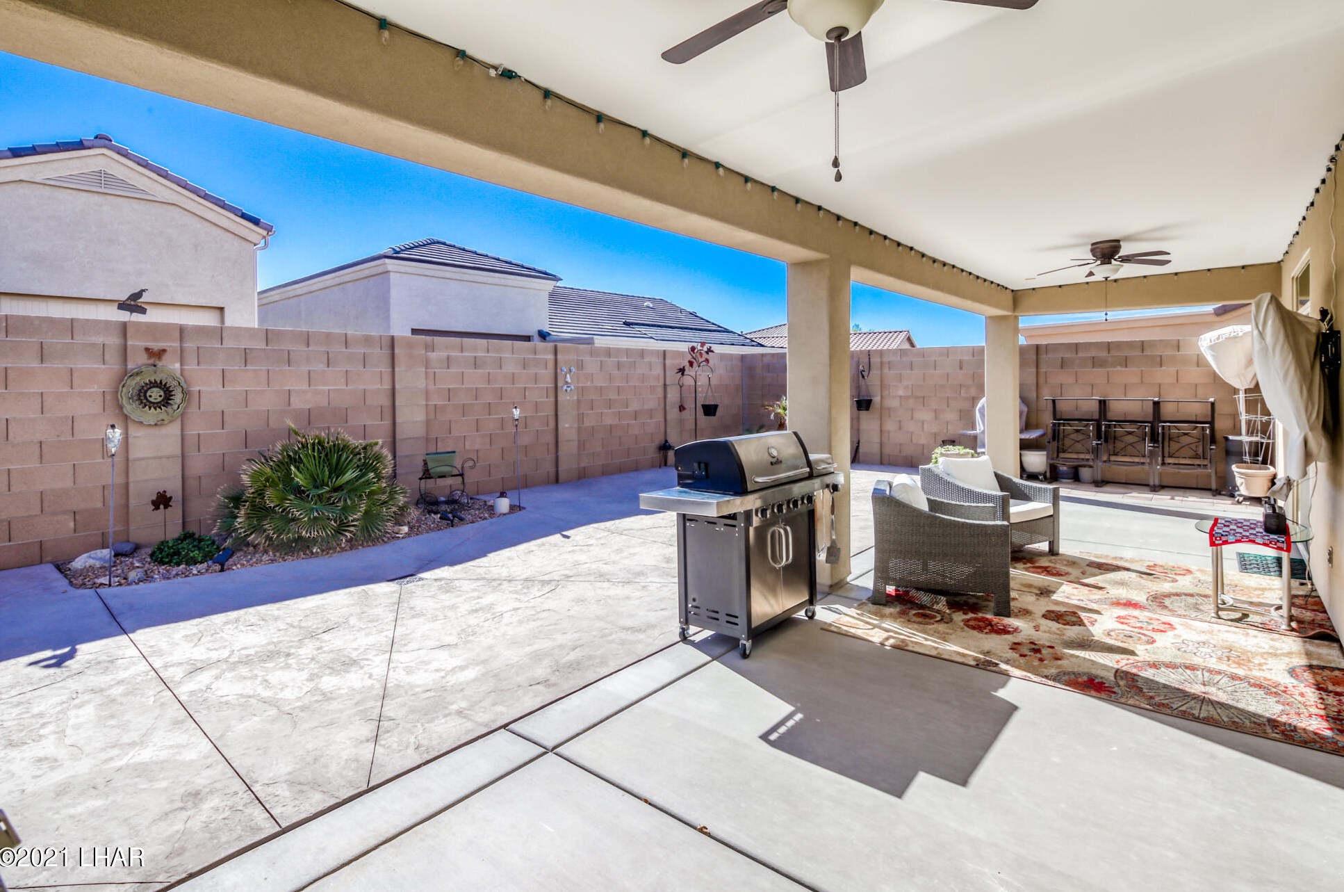 1736 Chestnut Blvd, Lake Havasu City AZ  86404-8409 exterior