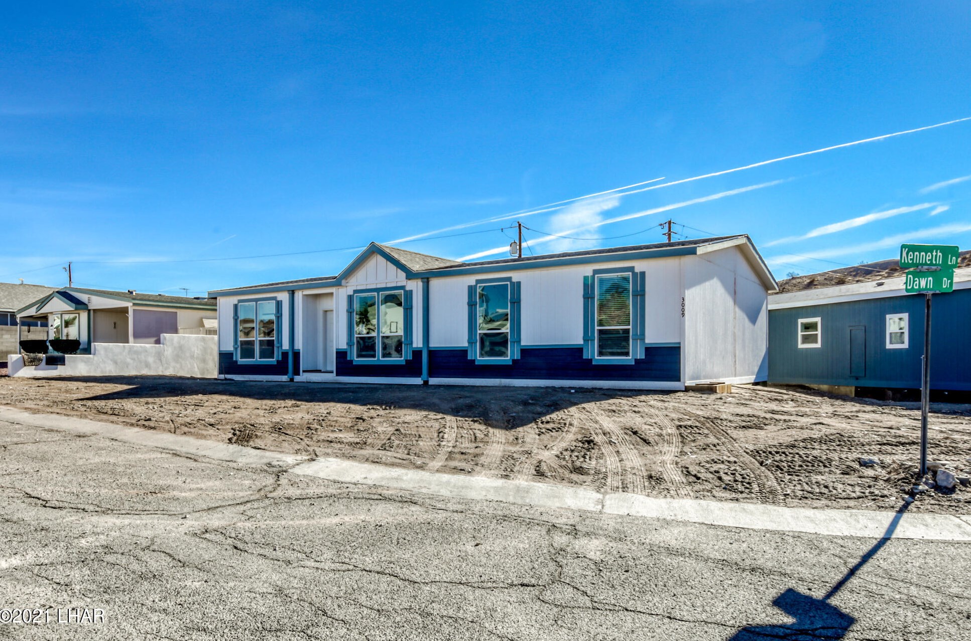 3009 Dawn Dr, Lake Havasu City, AZ 86404-9744