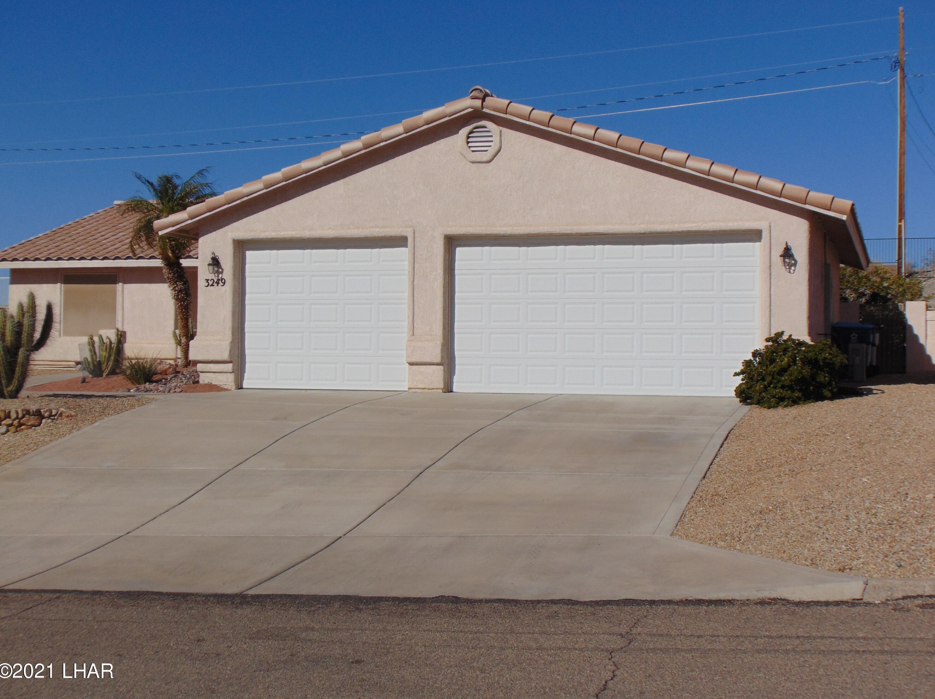 3249 Hidden Valley Dr, Lake Havasu City, AZ 86404-4058