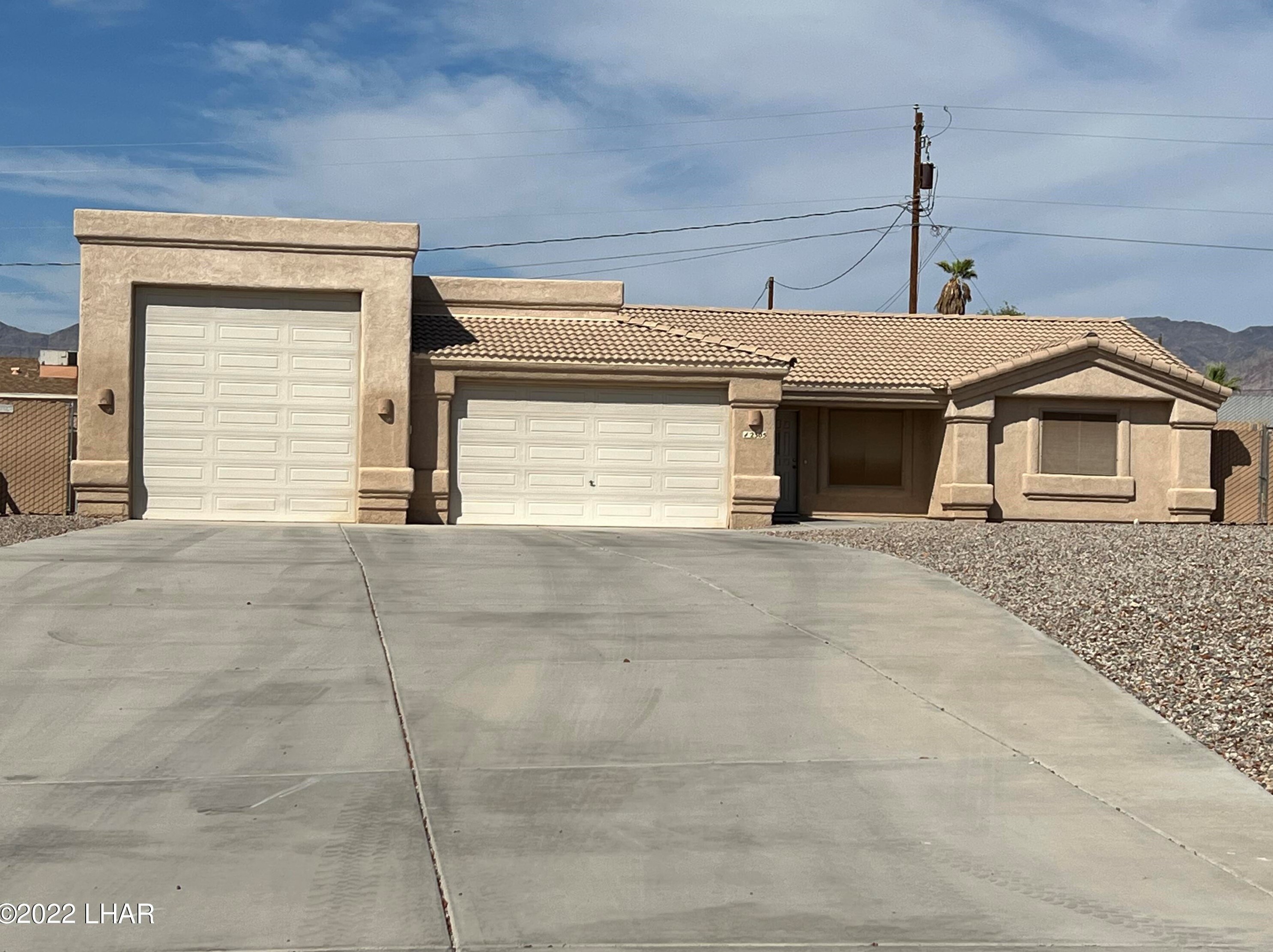 2305 Pennant Ln, Lake Havasu City, AZ 86403
