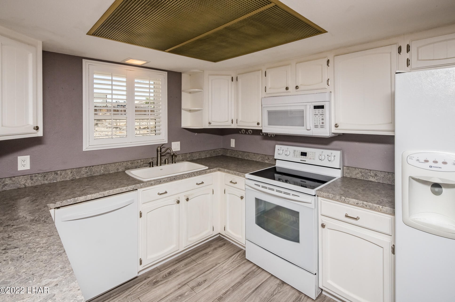 154 Impala Ln, Lake Havasu City, AZ 86403-6008