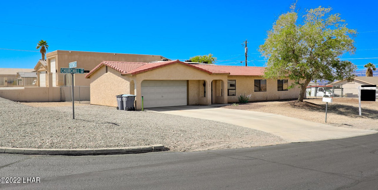 3750 Churchill Dr, Lake Havasu City, AZ 86406