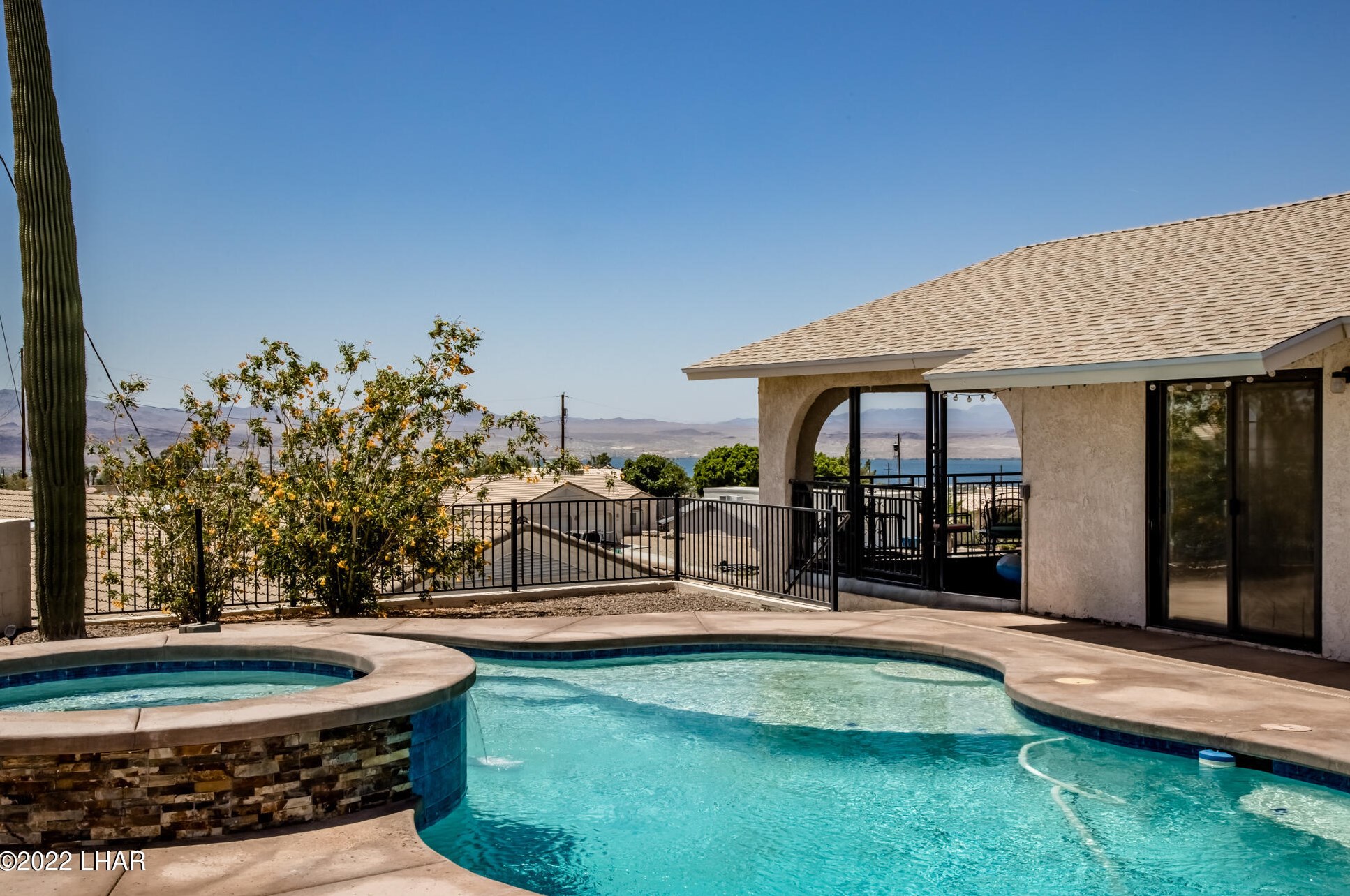 3004 Mirage Dr, Lake Havasu City, AZ 86404-1532