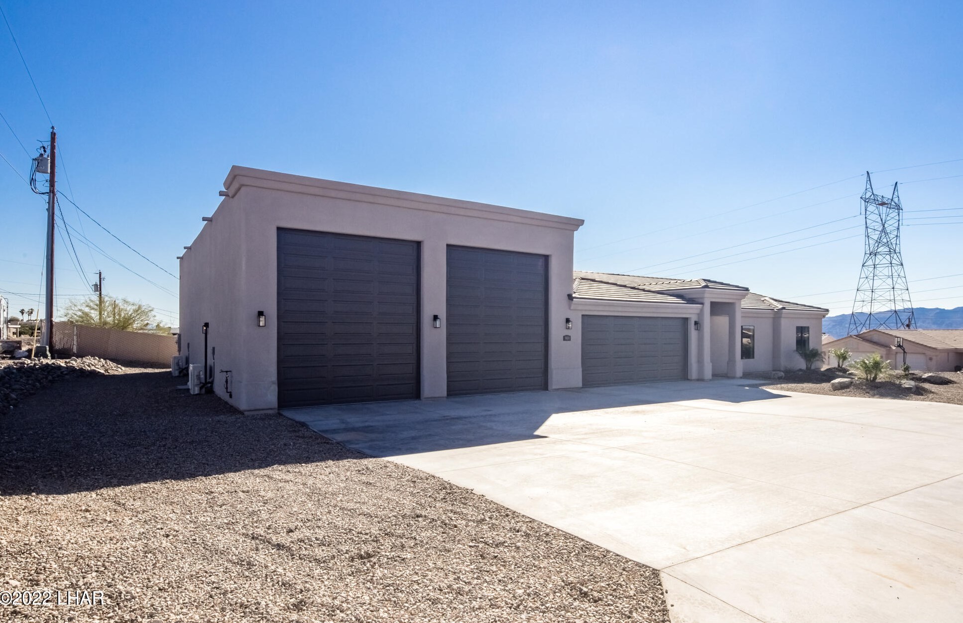 900 Yattahhey Dr, Lake Havasu City, AZ 86406