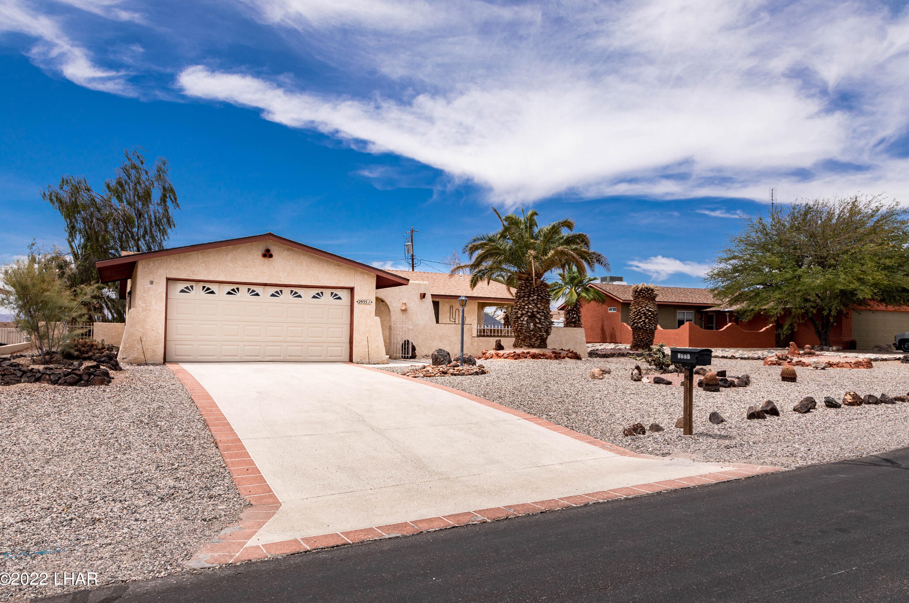 2935 Indian Springs Dr, Lake Havasu City, AZ 86406-8516