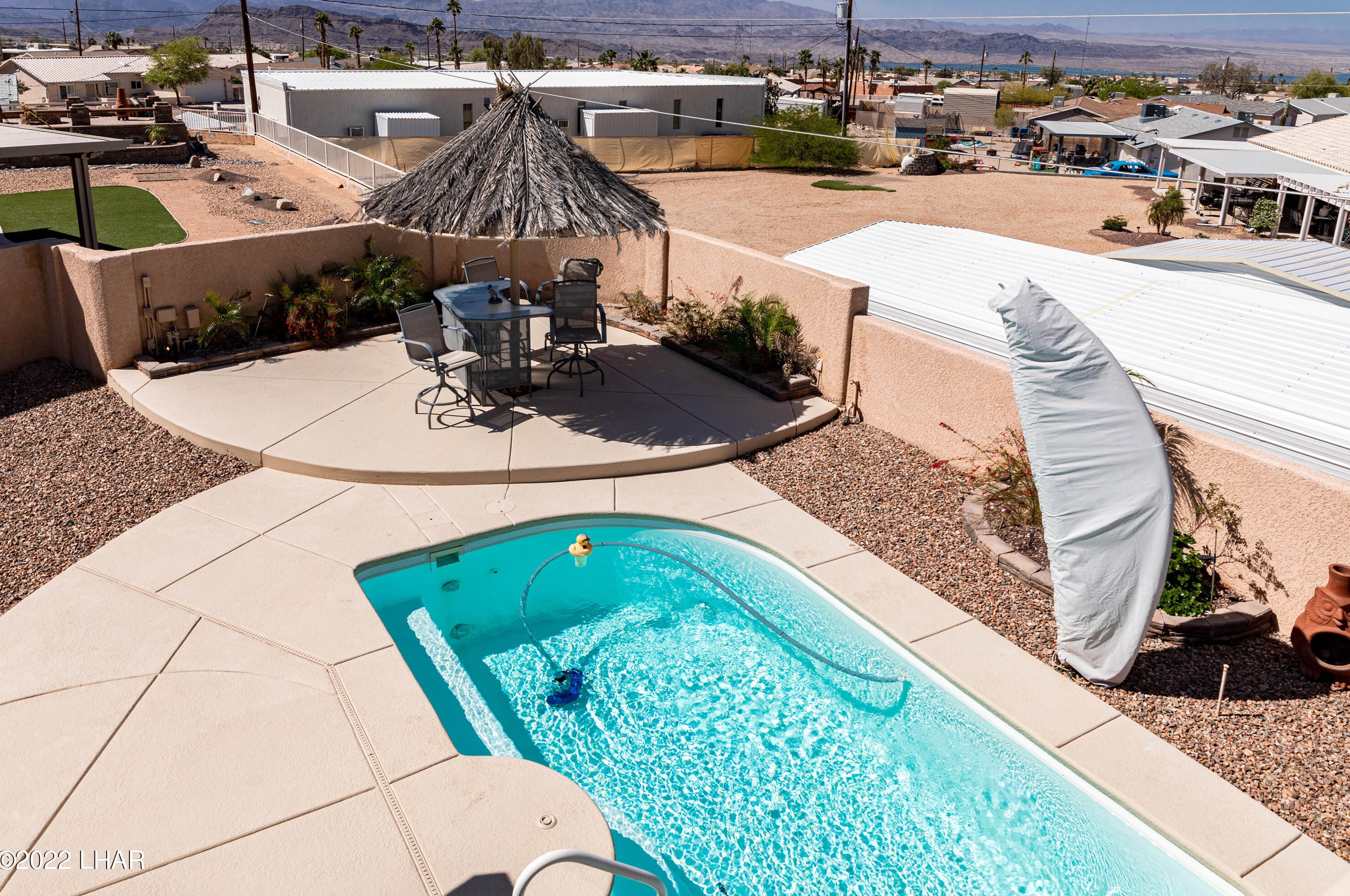 879 Window Rock Plaza, Lake Havasu City, AZ 86406