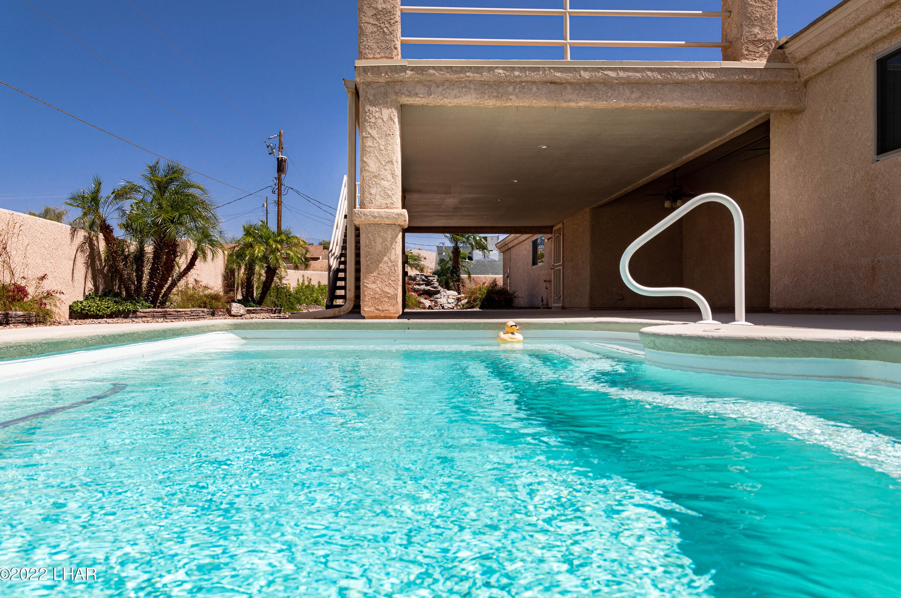 879 Window Rock Plz, Lake Havasu City AZ  86406-7374 exterior