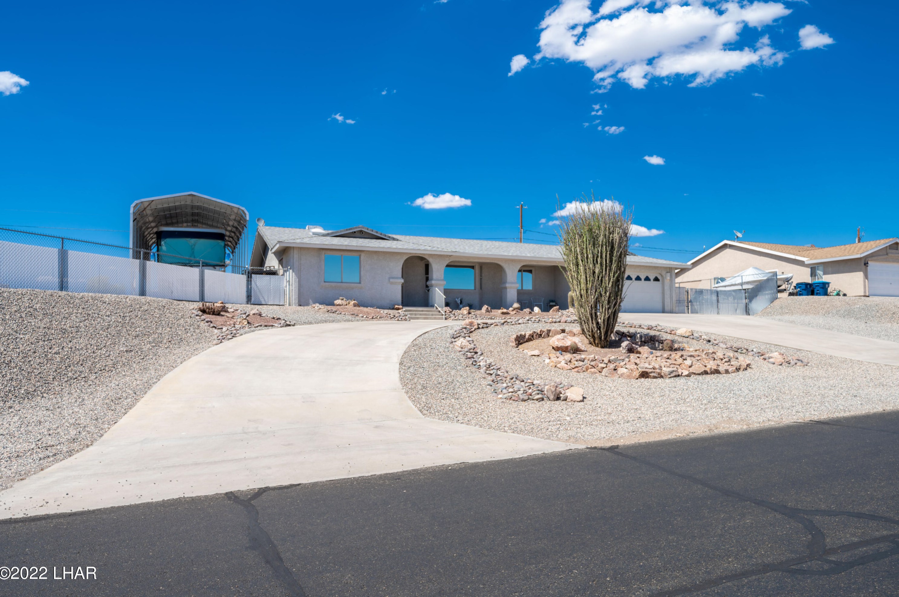 4033 Trotwood Dr, Lake Havasu City, AZ 86406