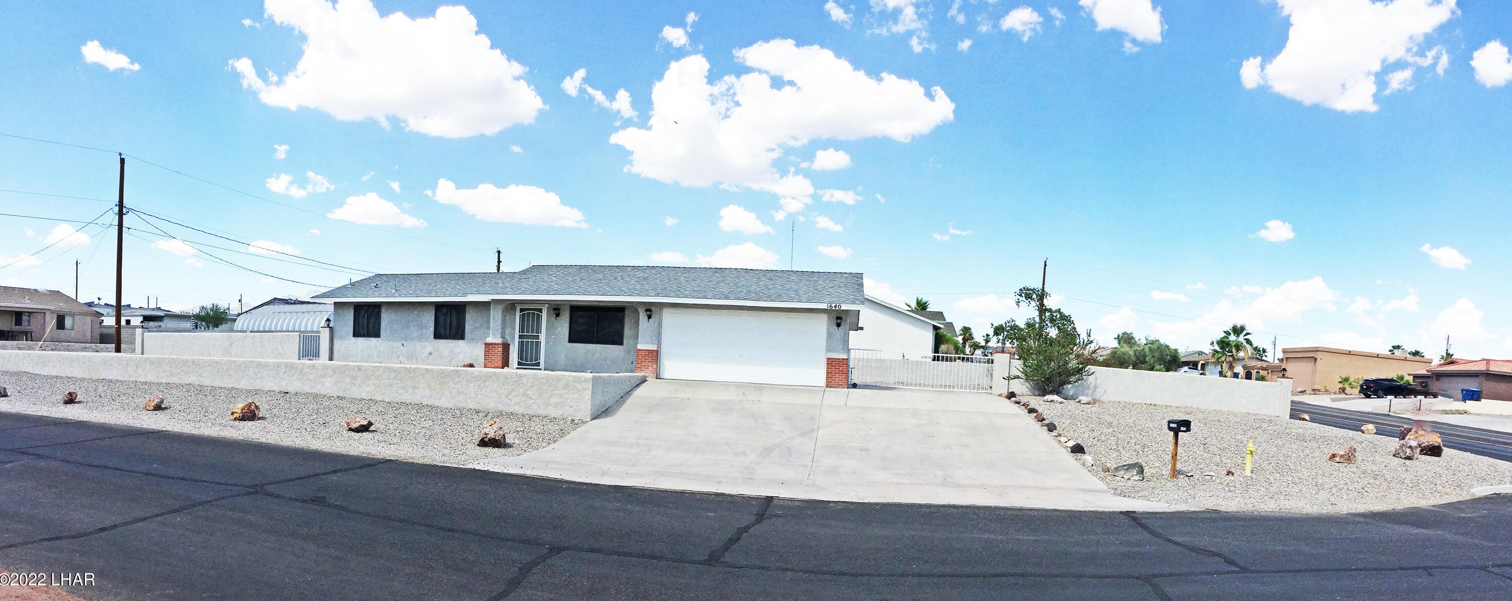 1640 Tioga Dr, Lake Havasu City, AZ 86406