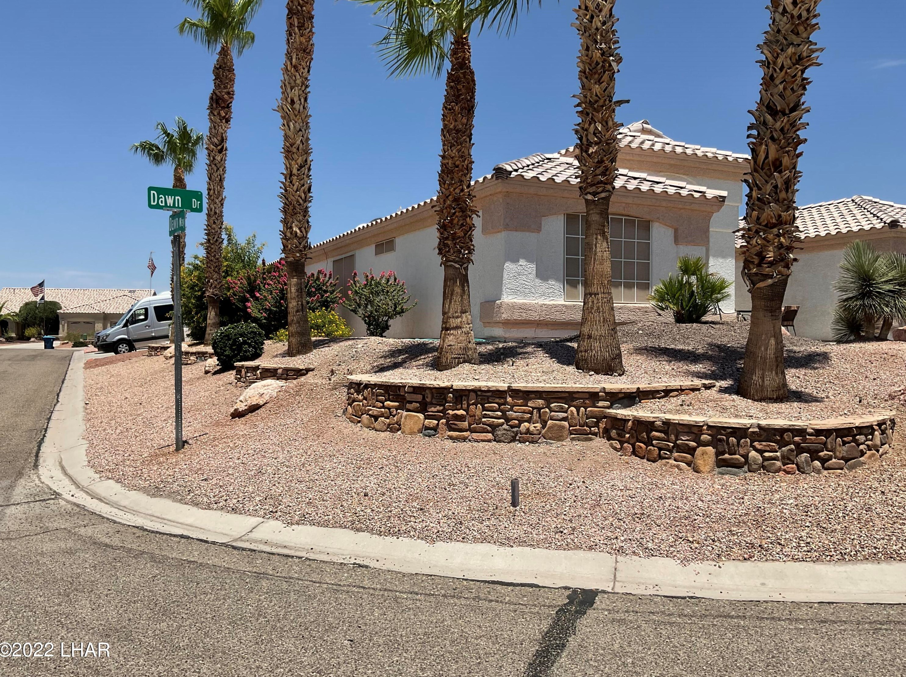 2431 Dawn Dr, Lake Havasu City, AZ 86404-8507