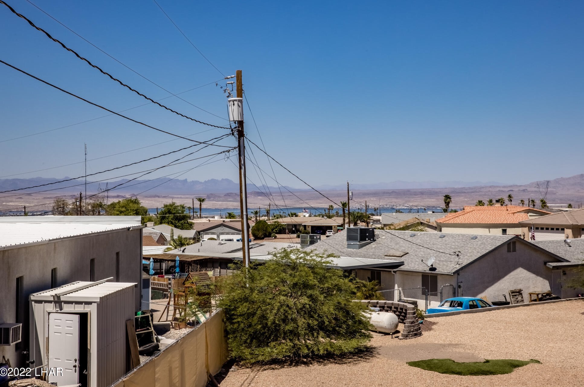 889 Window Rock Plz, Lake Havasu City, AZ 86406-7374