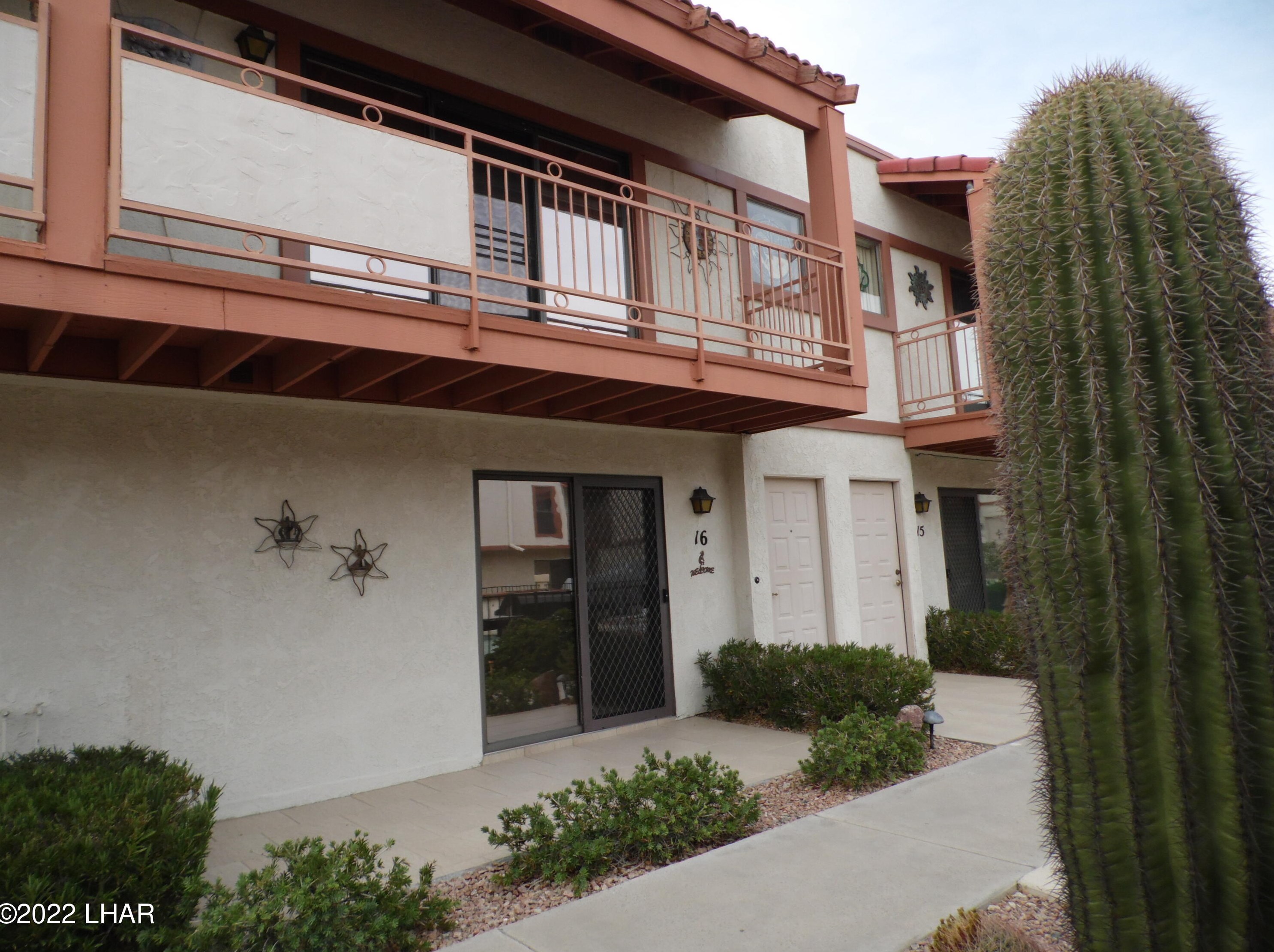 2121 Magnolia Dr #16, Lake Havasu City, AZ 86403