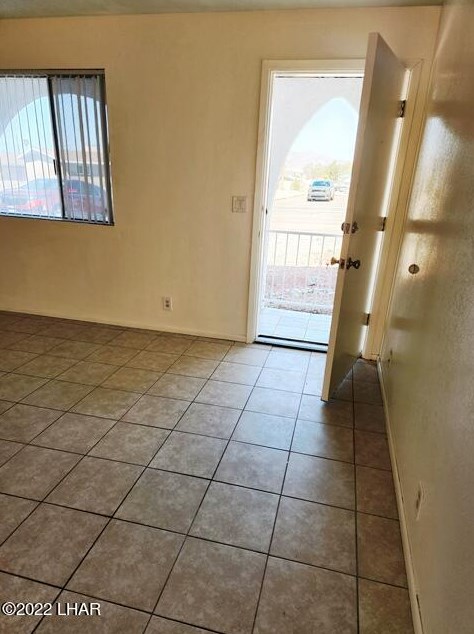 2230 Hillside Dr, Lake Havasu City, AZ 86404