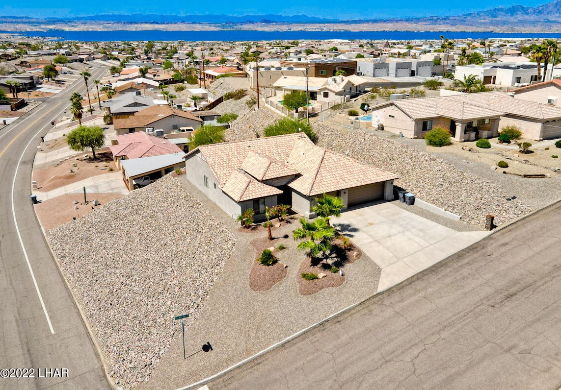 541 Hackberry Dr, Lake Havasu City, AZ 86403-3801