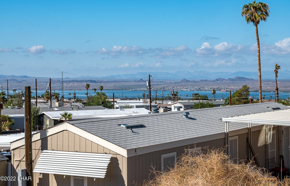1670 Laverne Ln, Lake Havasu City, AZ 86404-1253