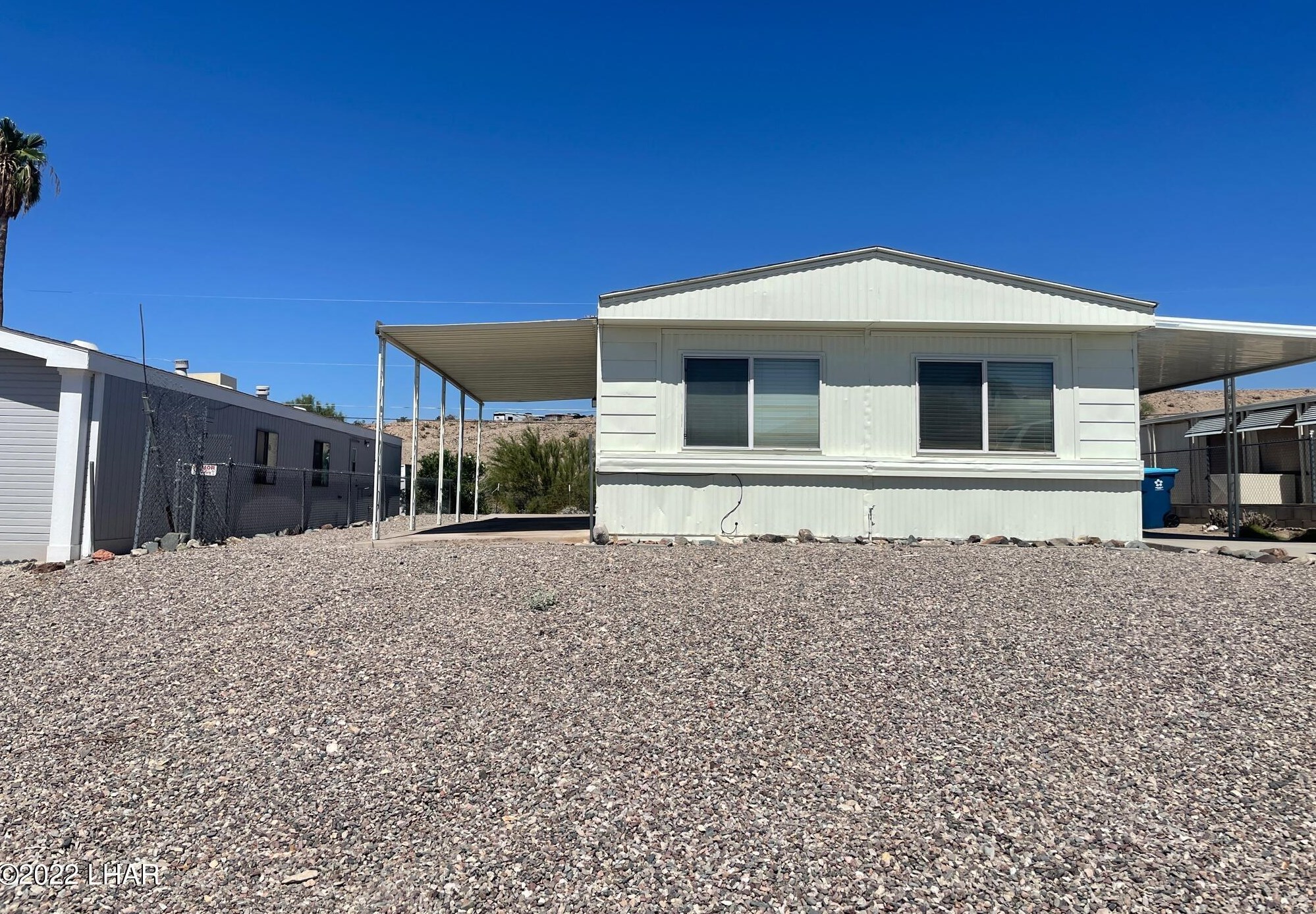 3138 Lake Dr, Lake Havasu City, AZ 86404