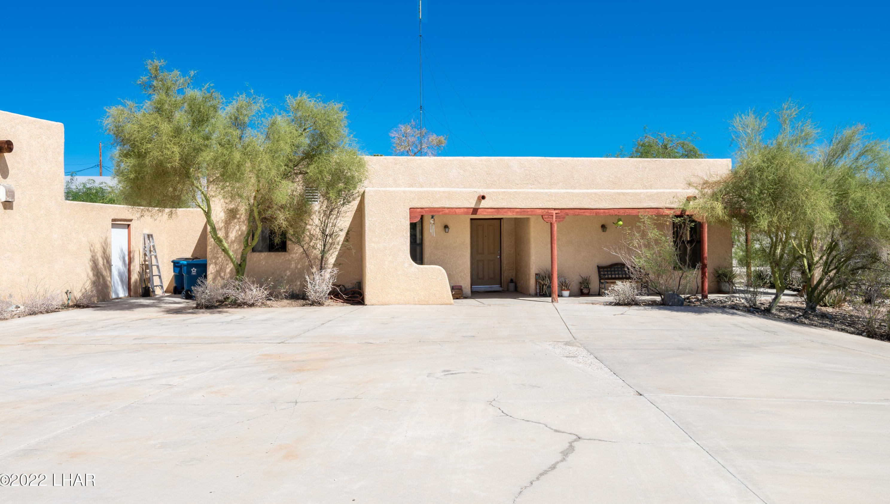 1891 Willow Ave, Lake Havasu City, AZ 86403