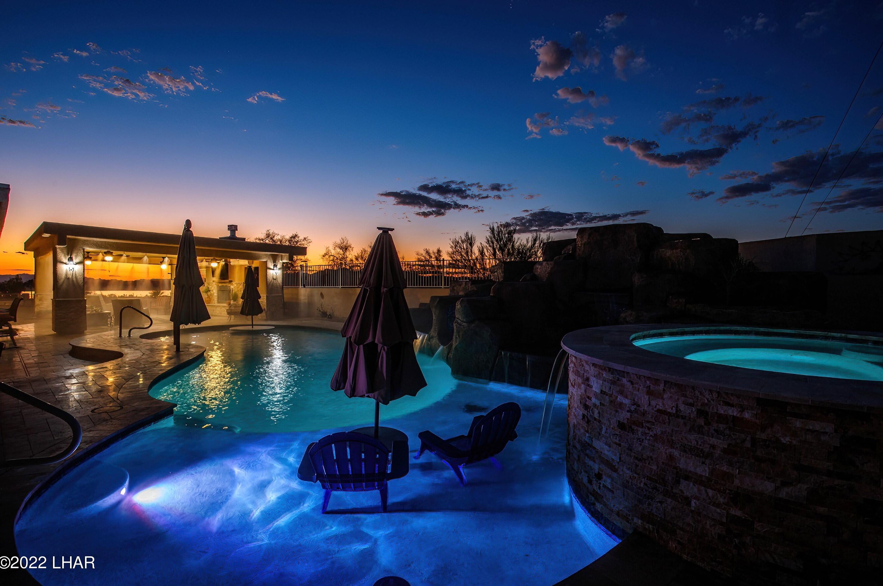 2803 Holiday Dr, Lake Havasu City, AZ 86403
