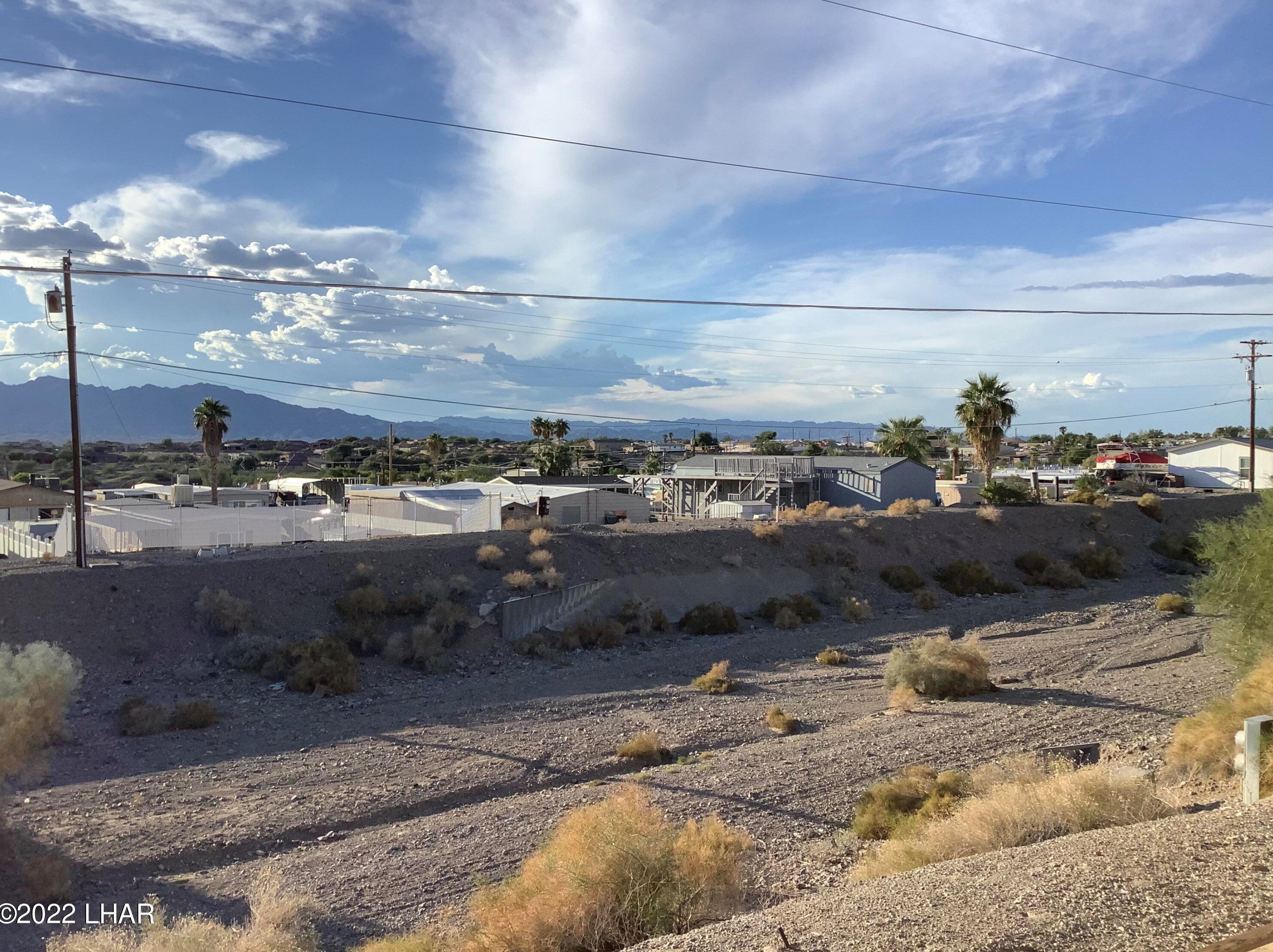 3209 Kenneth Ln, Lake Havasu City, AZ 86404