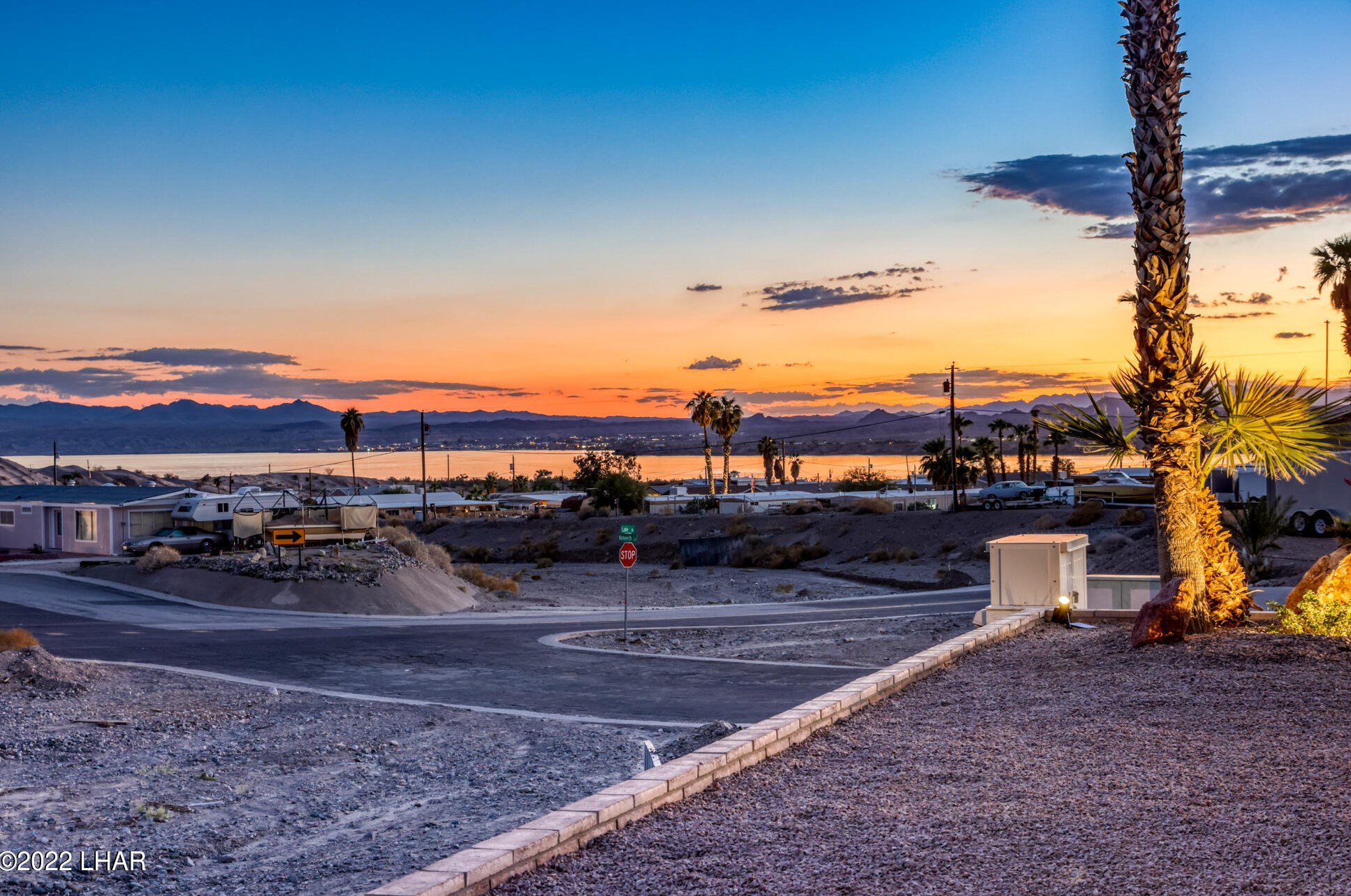 3011 Mescalero Dr, Lake Havasu City, AZ 86404