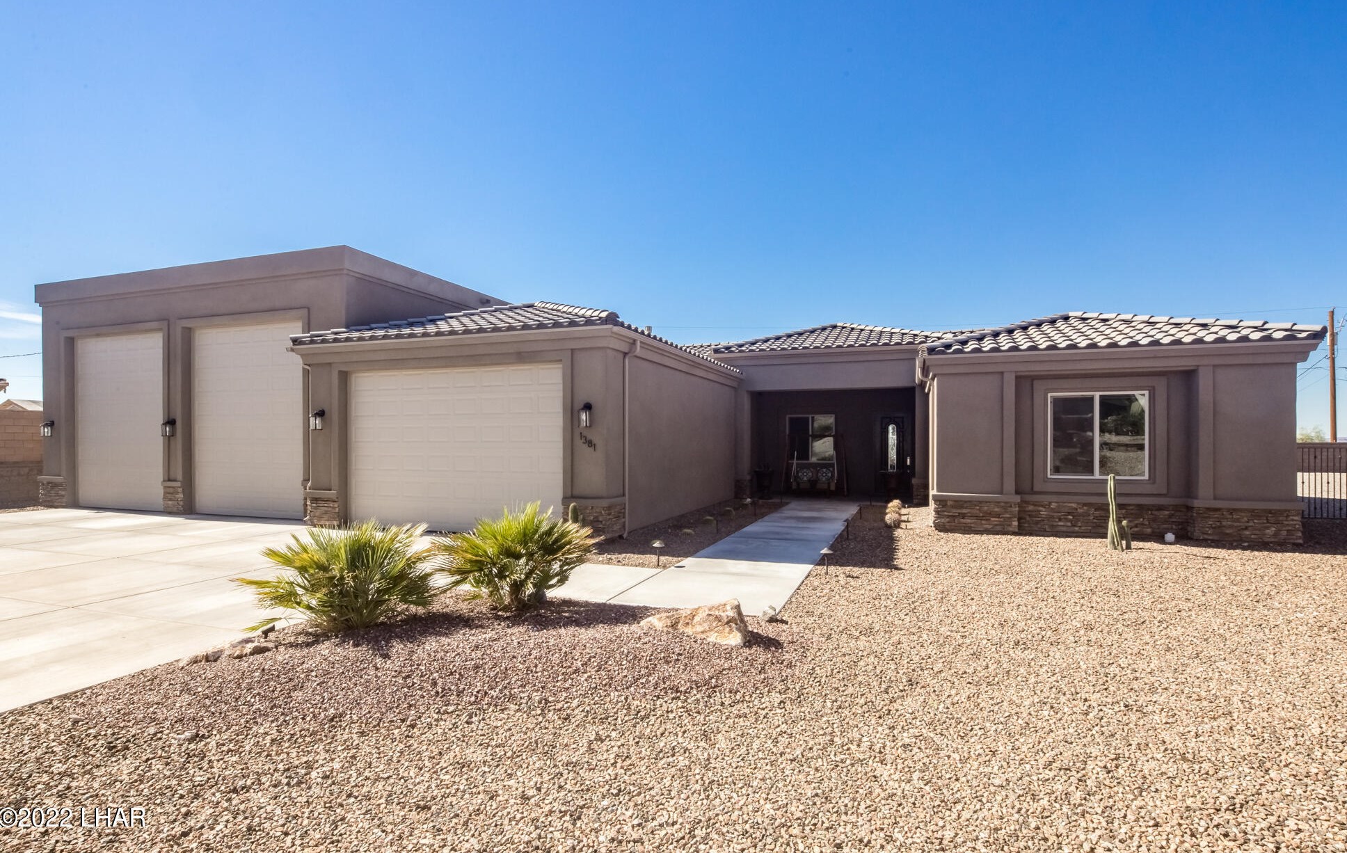 1381 Milan Ct, Lake Havasu City, AZ 86404
