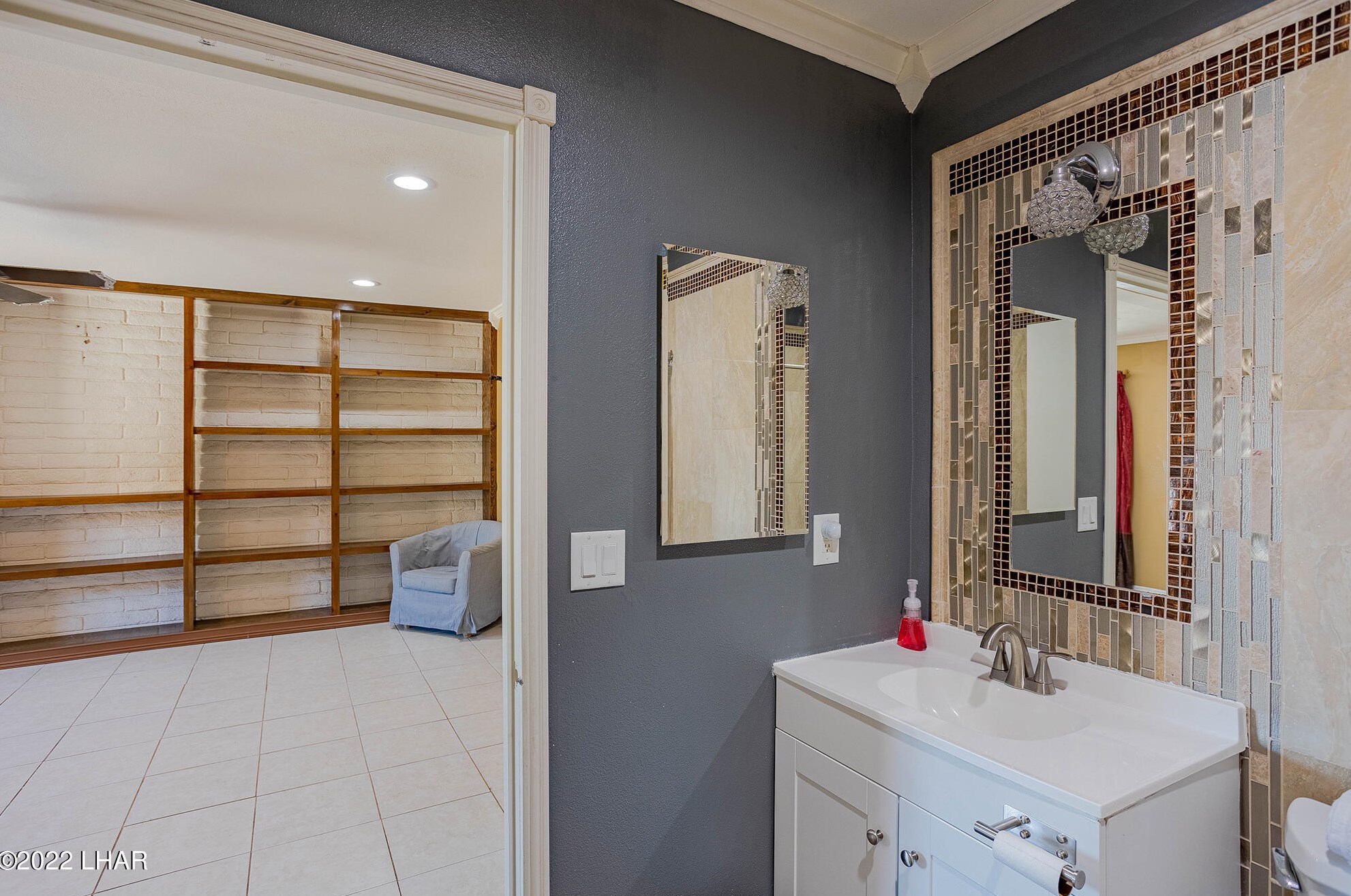 2943 Sombrero Dr, Lake Havasu City AZ  86404-3241 exterior