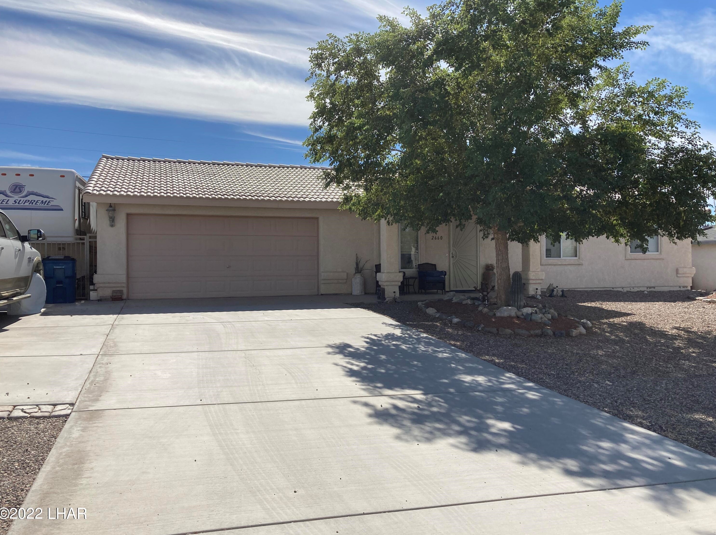 2660 Huntington Dr, Lake Havasu City, AZ 86403-2615