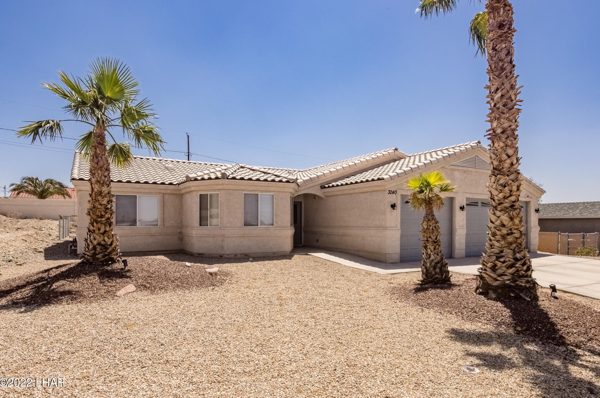 3240 Hidden Valley Dr, Lake Havasu City, AZ 86404-4064