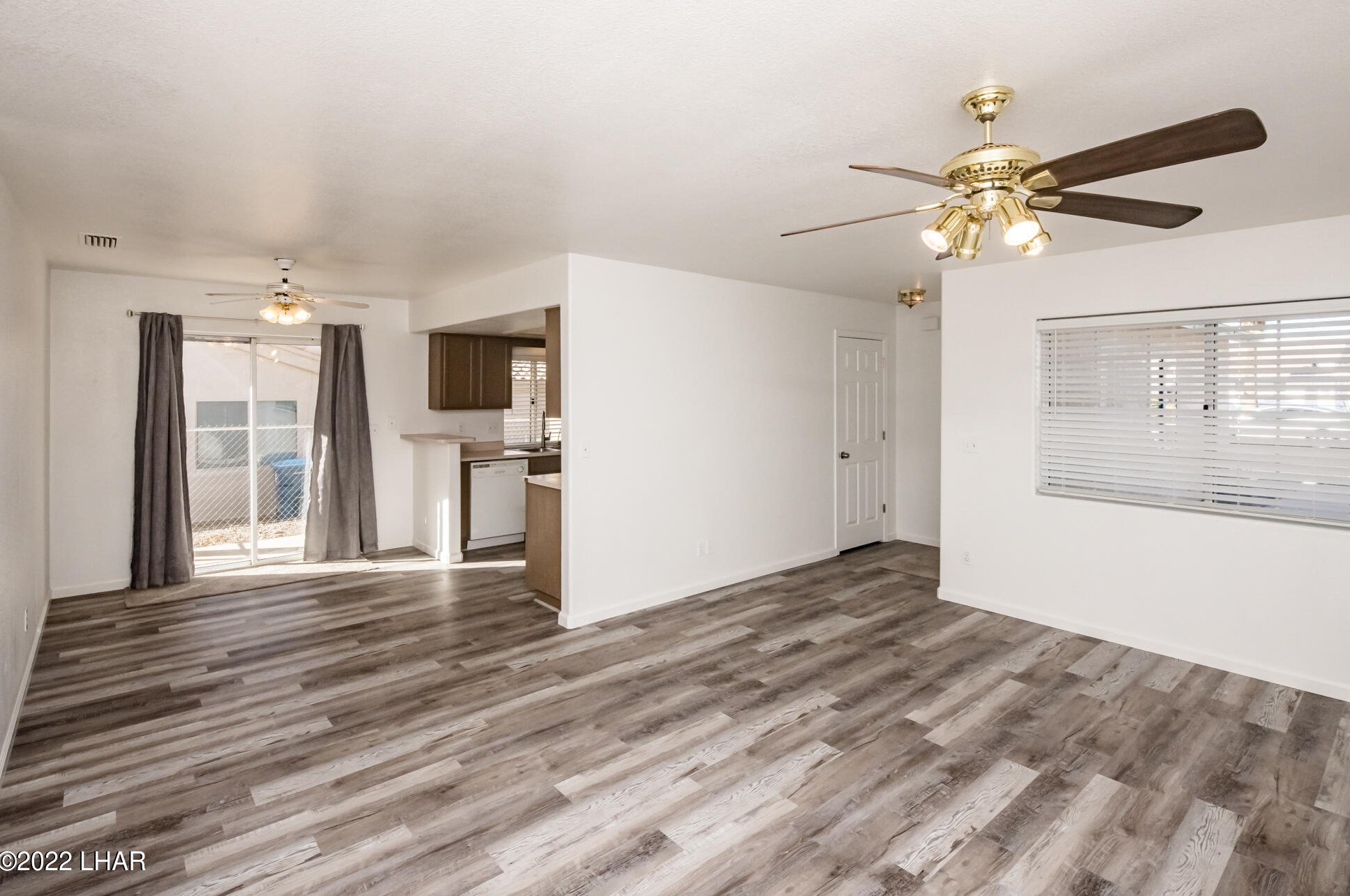 3520 Tomahawk Dr, Lake Havasu City, AZ 86406