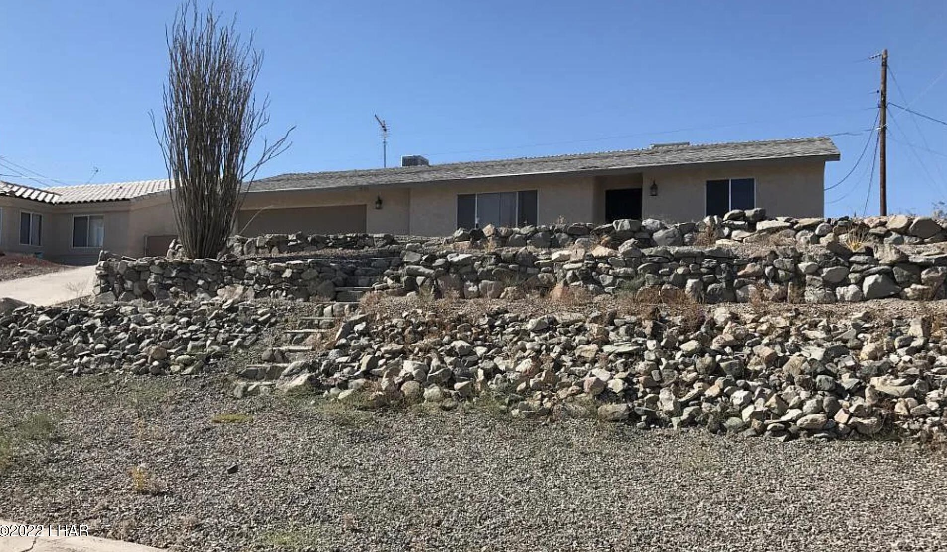 2130 Charing Cross Dr, Lake Havasu City, AZ 86404