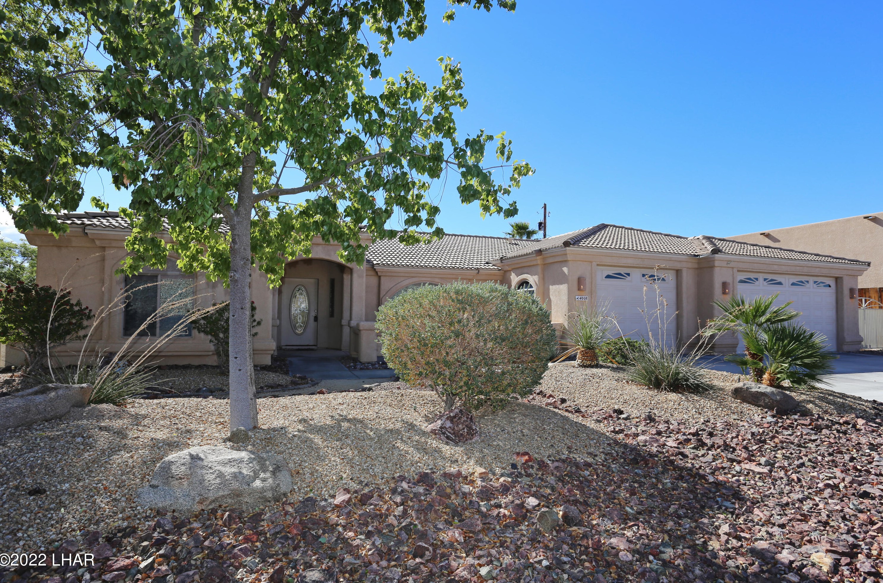 4008 Blue Canyon Rd, Lake Havasu City, AZ 86406-4547