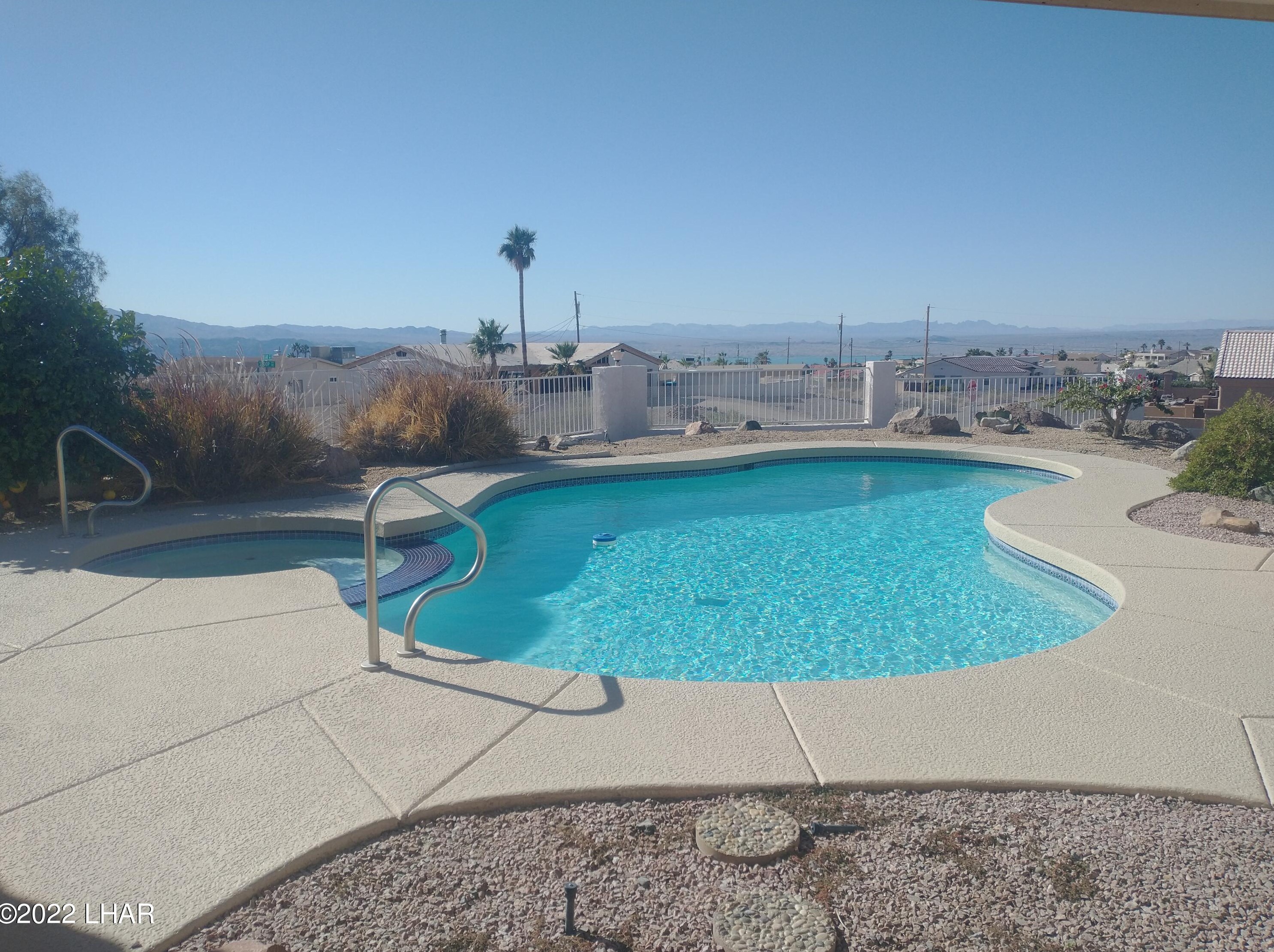 4000 Bear Dr, Lake Havasu City, AZ 86406