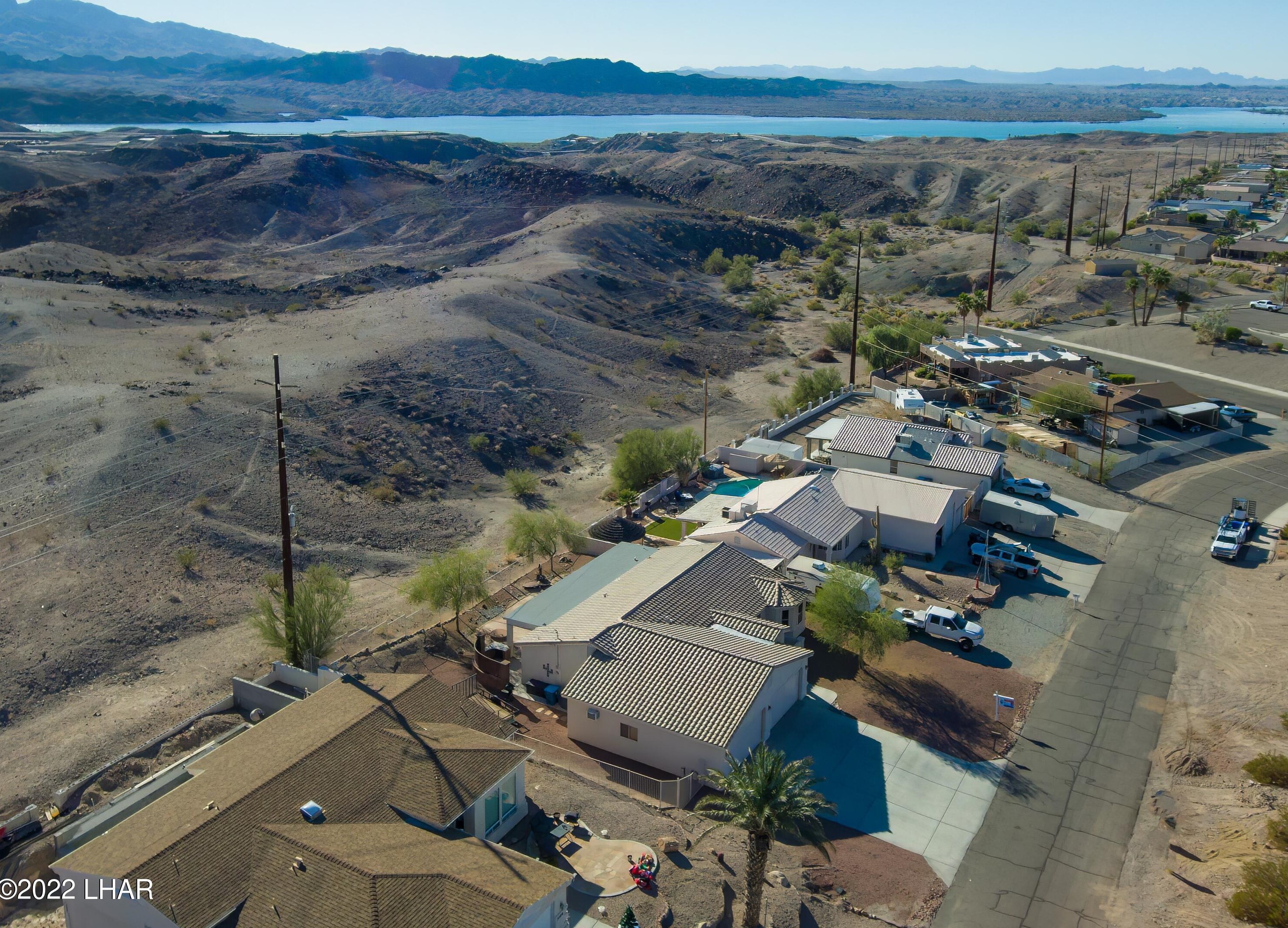 2770 Cumberland Dr, Lake Havasu City, AZ 86406-8647