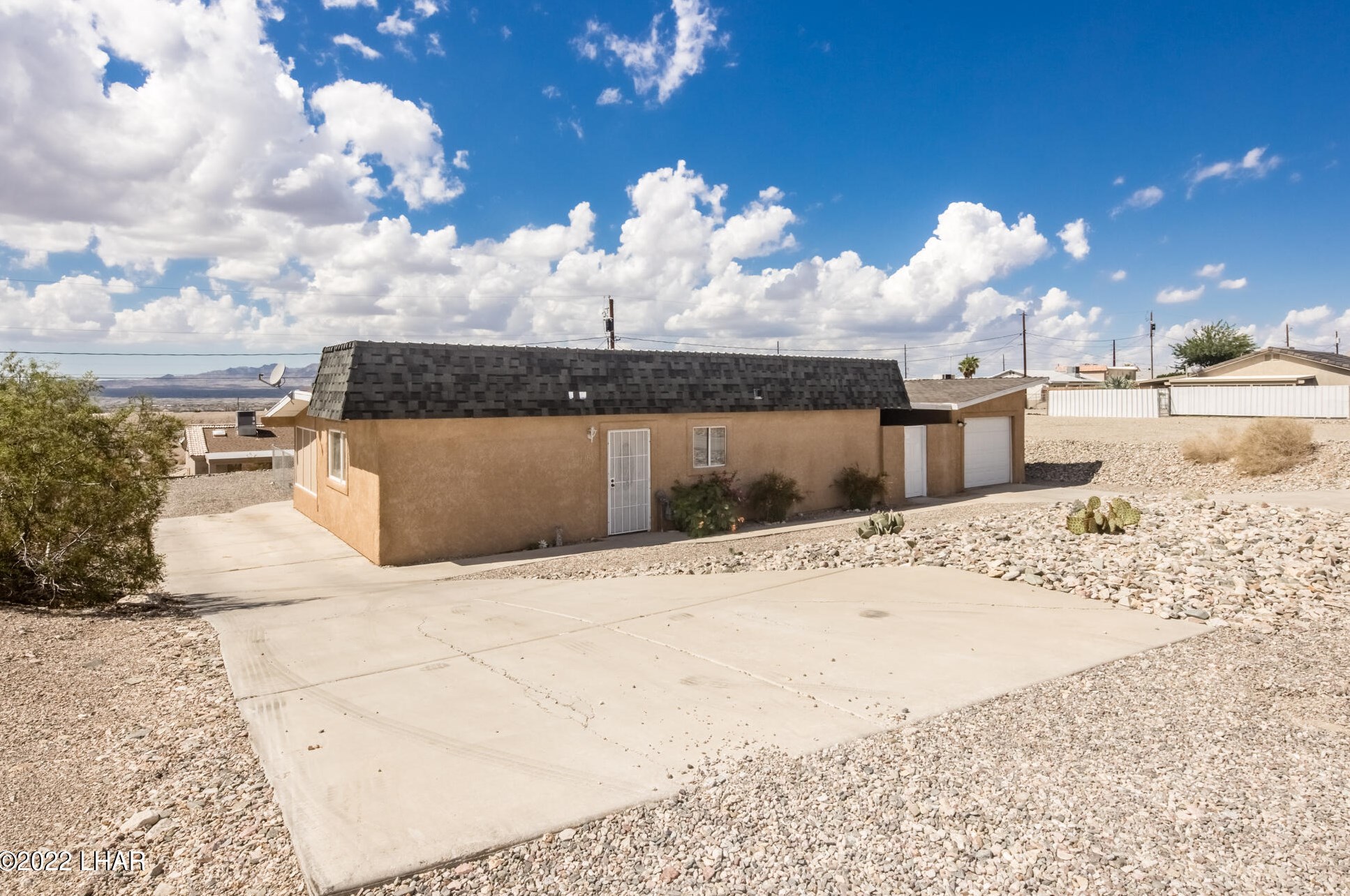 1385 N Lake Havasu Ave, Lake Havasu City, AZ 86404