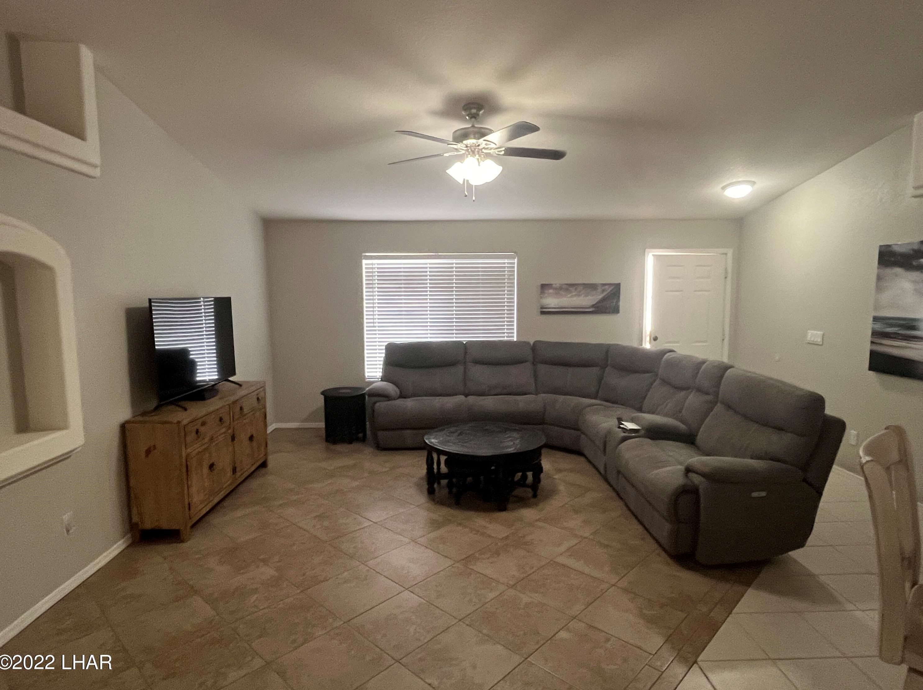 2570 Glengarry Dr, Lake Havasu City, AZ 86404
