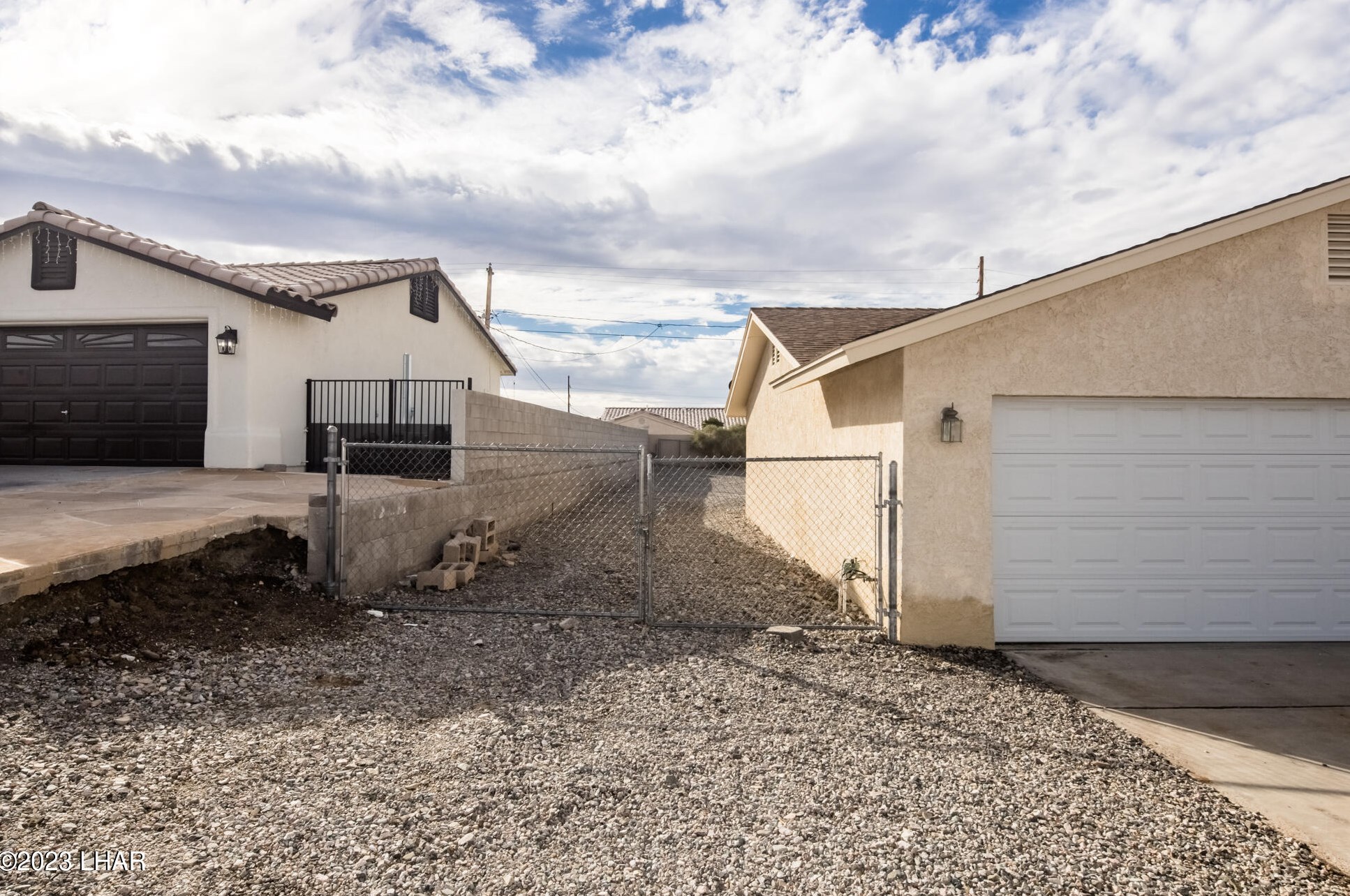 2250 Interlake Dr, Lake Havasu City, AZ 86404