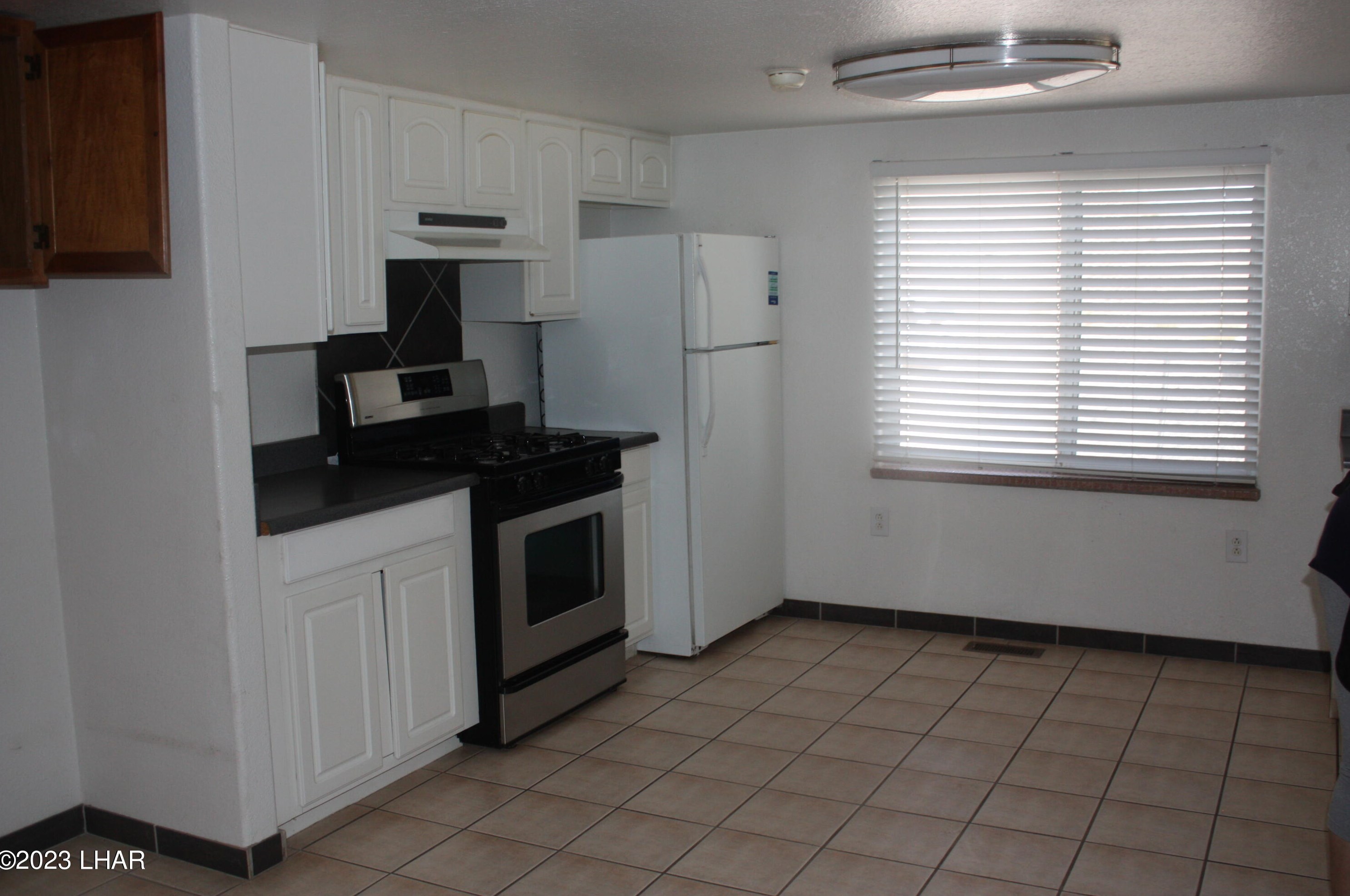 3104 Michael Dr, Lake Havasu City, AZ 86404