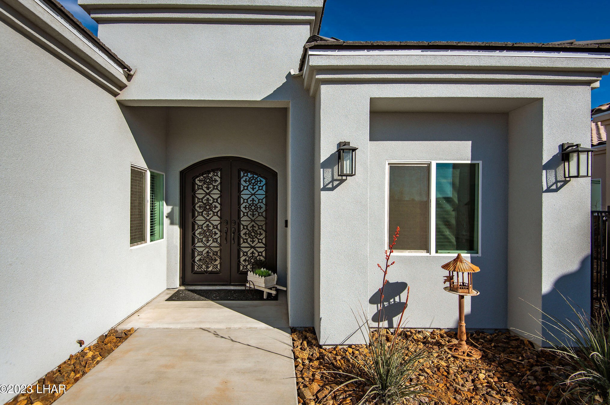 2231 E Bella Vista Dr, Bullhead City, AZ 86426