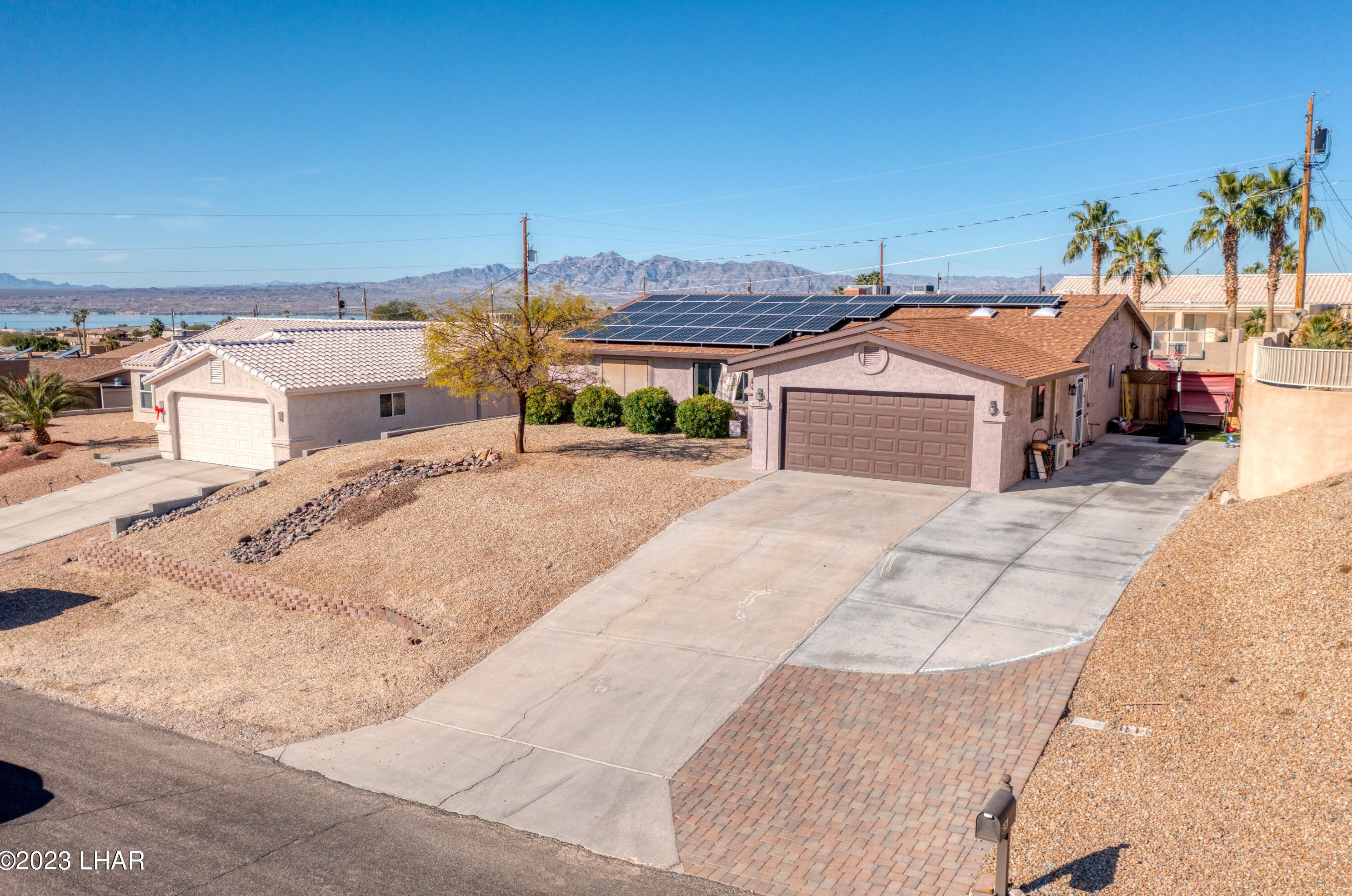 2589 Sunken Tree Dr, Lake Havasu City, AZ 86403