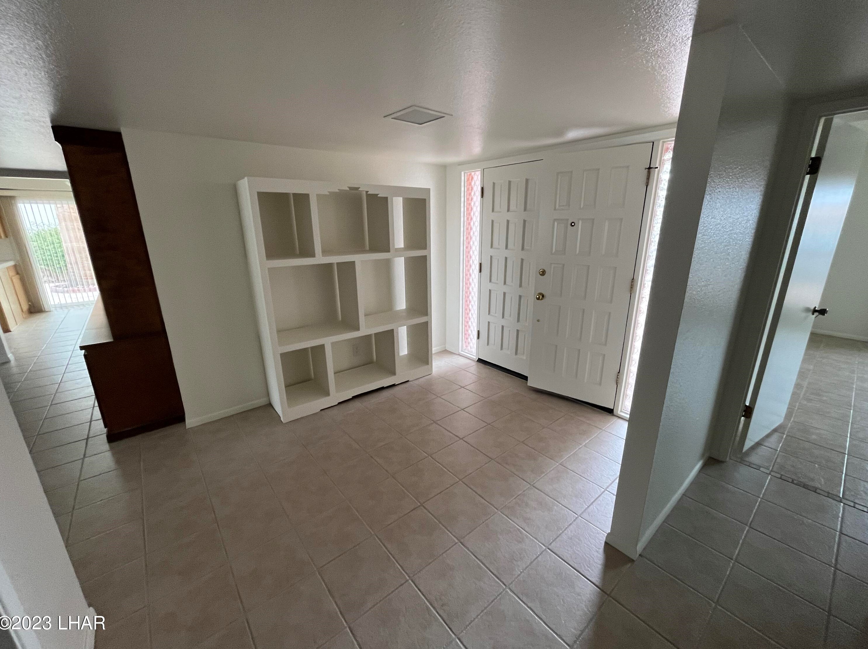 1843 Los Lagos Cir, Lake Havasu City, AZ 86403