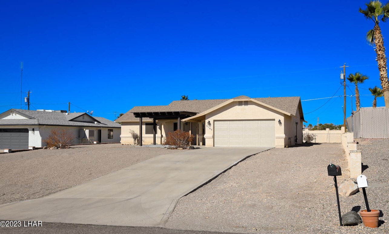 3165 Silver Bell Dr, Lake Havasu City, AZ 86406