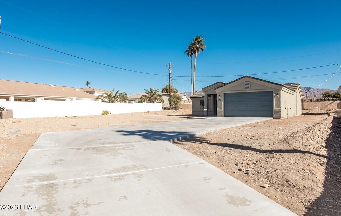 2559 Talisman Dr, Lake Havasu City, AZ 86406