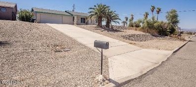 2132 Rainbow Ave N, Lake Havasu City, AZ 86403