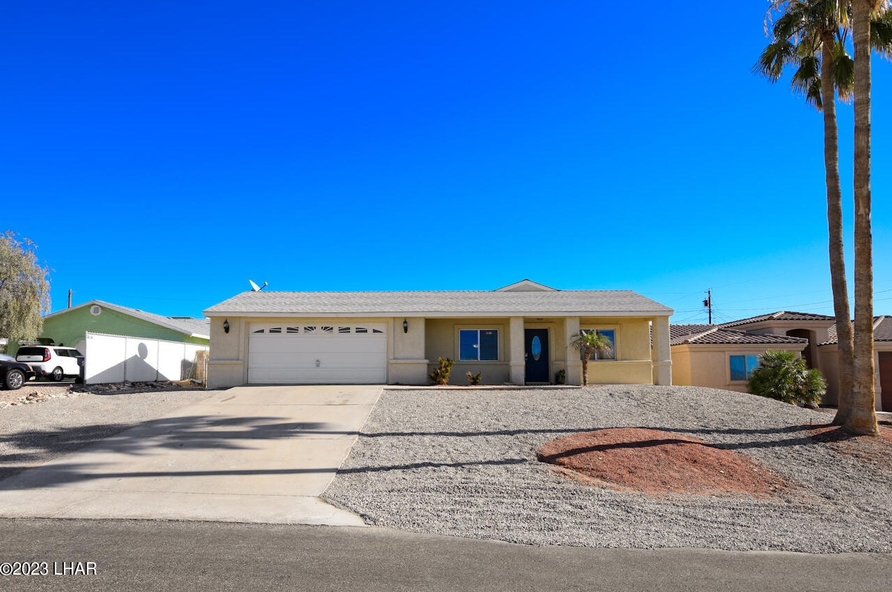 170 Sheanwater Ln, Lake Havasu City, AZ 86403