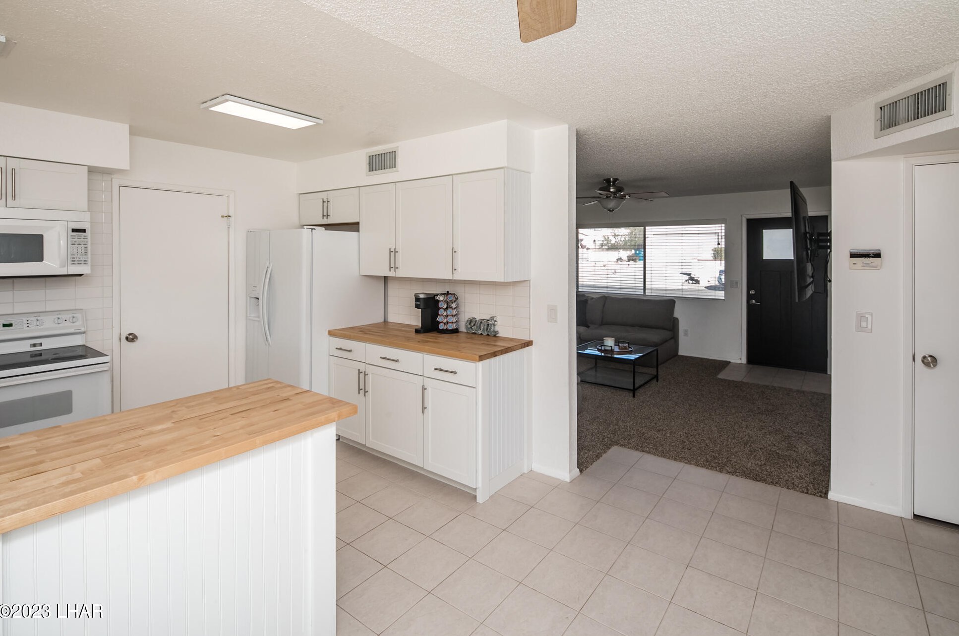 1295 Bombay Ln, Lake Havasu City AZ  86404-1913 exterior