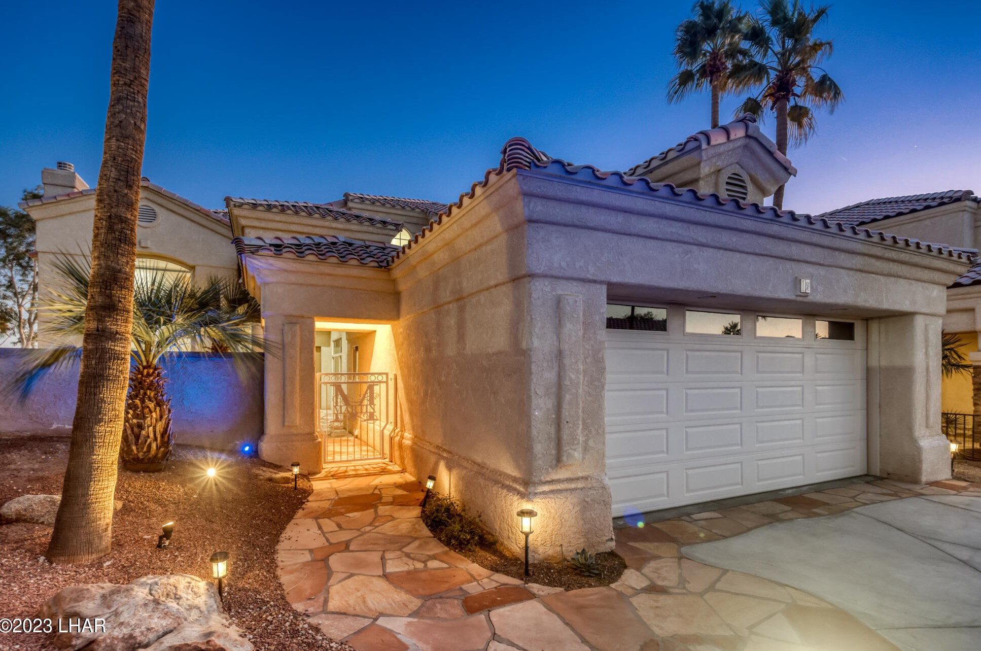 1351 London Bridge Rd #1, Lake Havasu City, AZ 86404