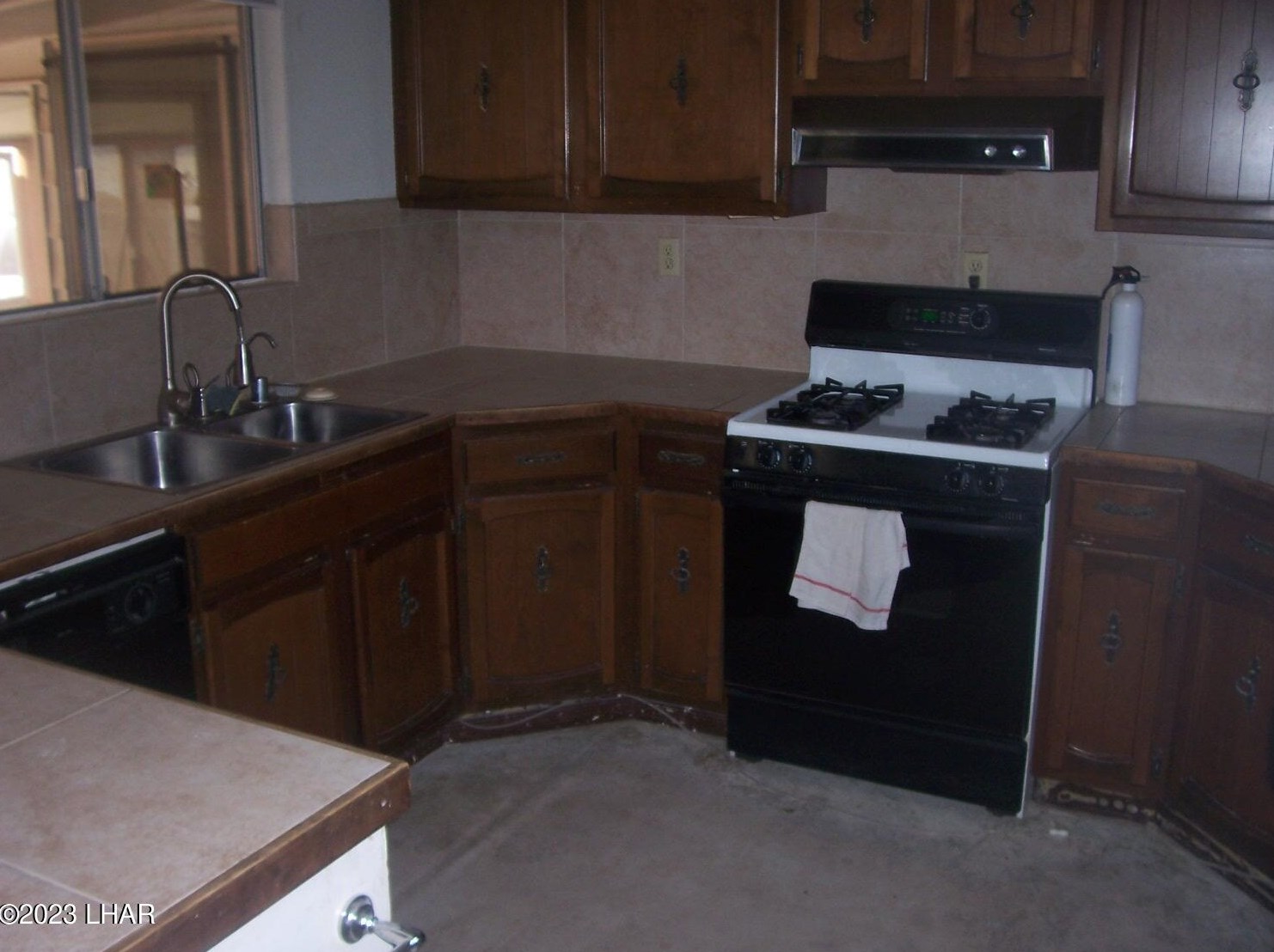 2055 Heron Ln, Lake Havasu City, AZ 86403