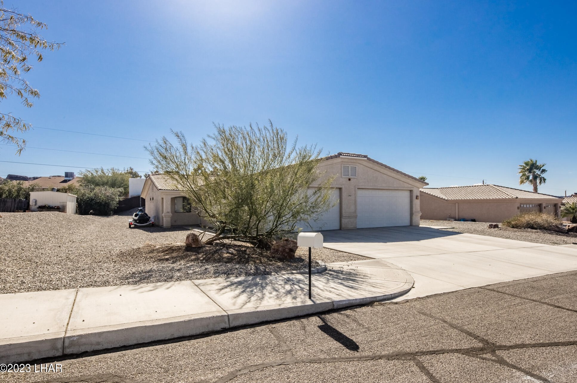 2960 Osborn Dr, Lake Havasu City, AZ 86406